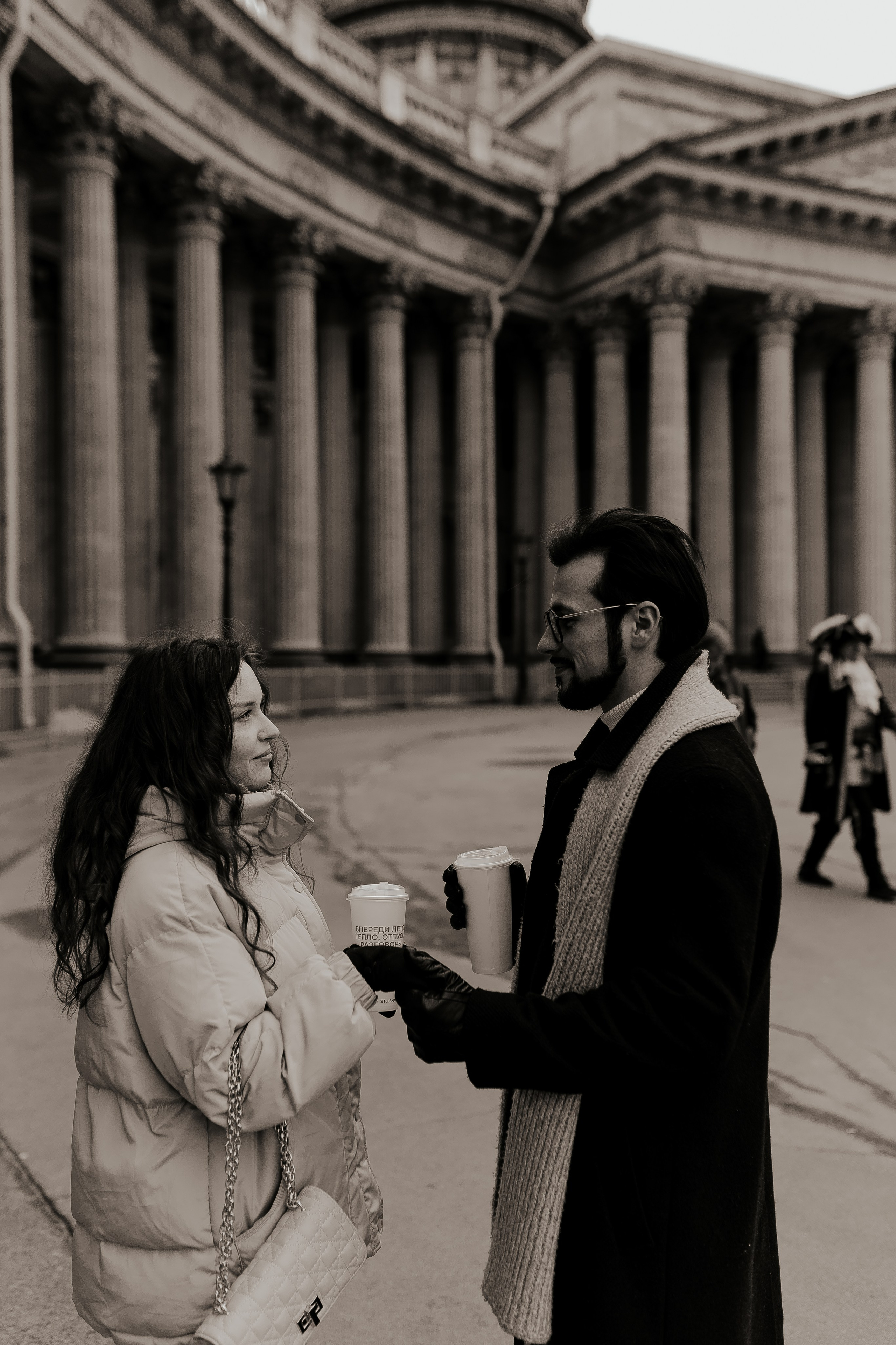 Фотопрогулка по весеннему Петербургу для двоих. Фотограф в Санкт-Петербурге Лиза Семченкова