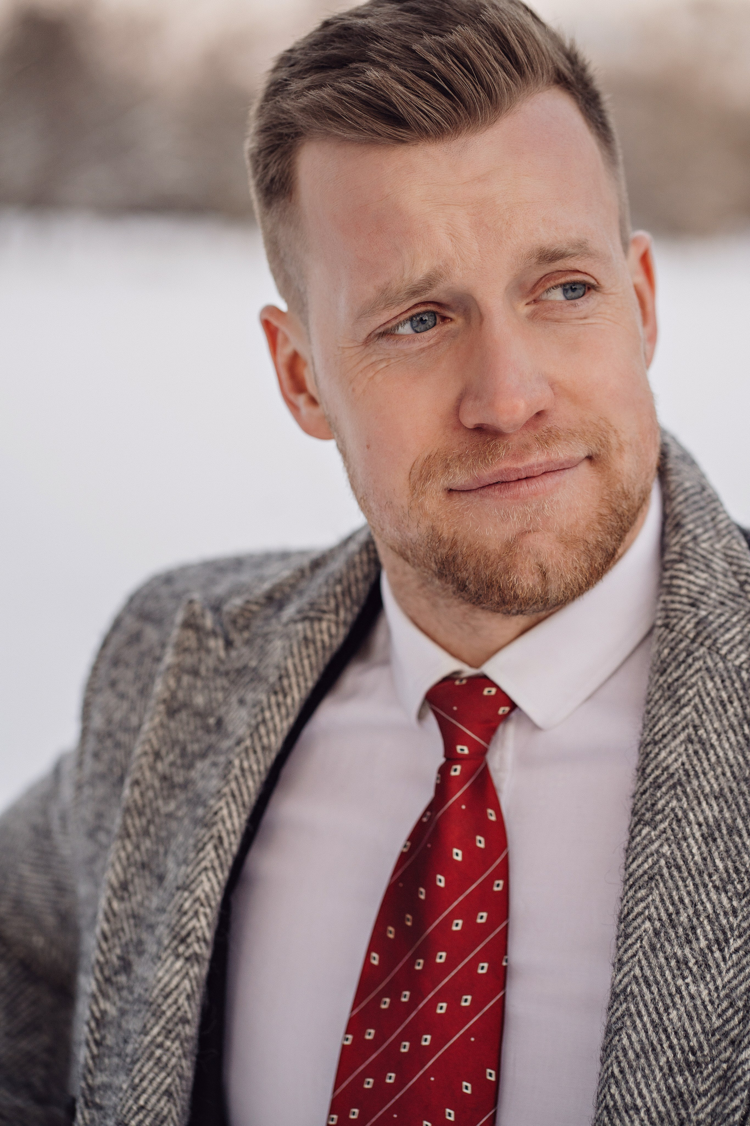 Павел, 187 см, 52-54 р-р. KED Production — продакшн из СПб. Создаём фото, видео и контент, который помогает брендам и селлерам продавать больше