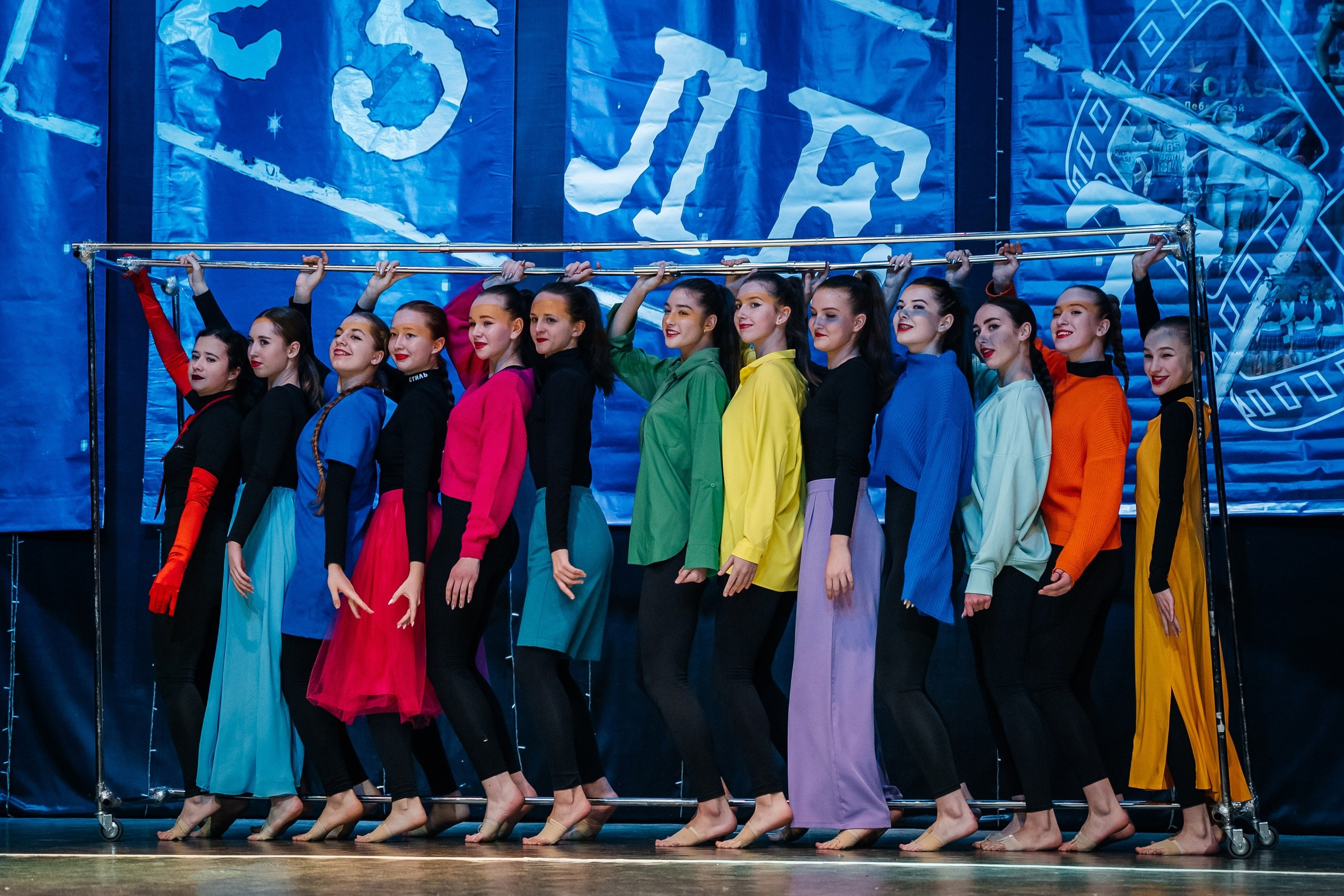 Танцы. Фотограф Елена Рогашкова