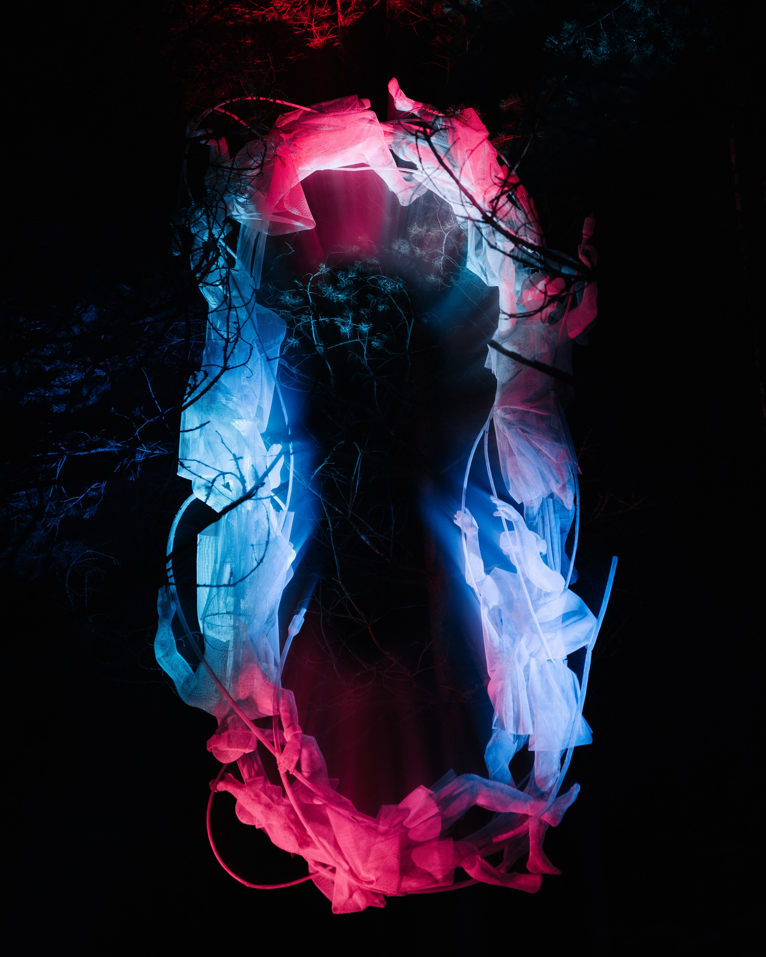 Outline 2024. @tomrus: Рустам Шагиморданов — фотограф