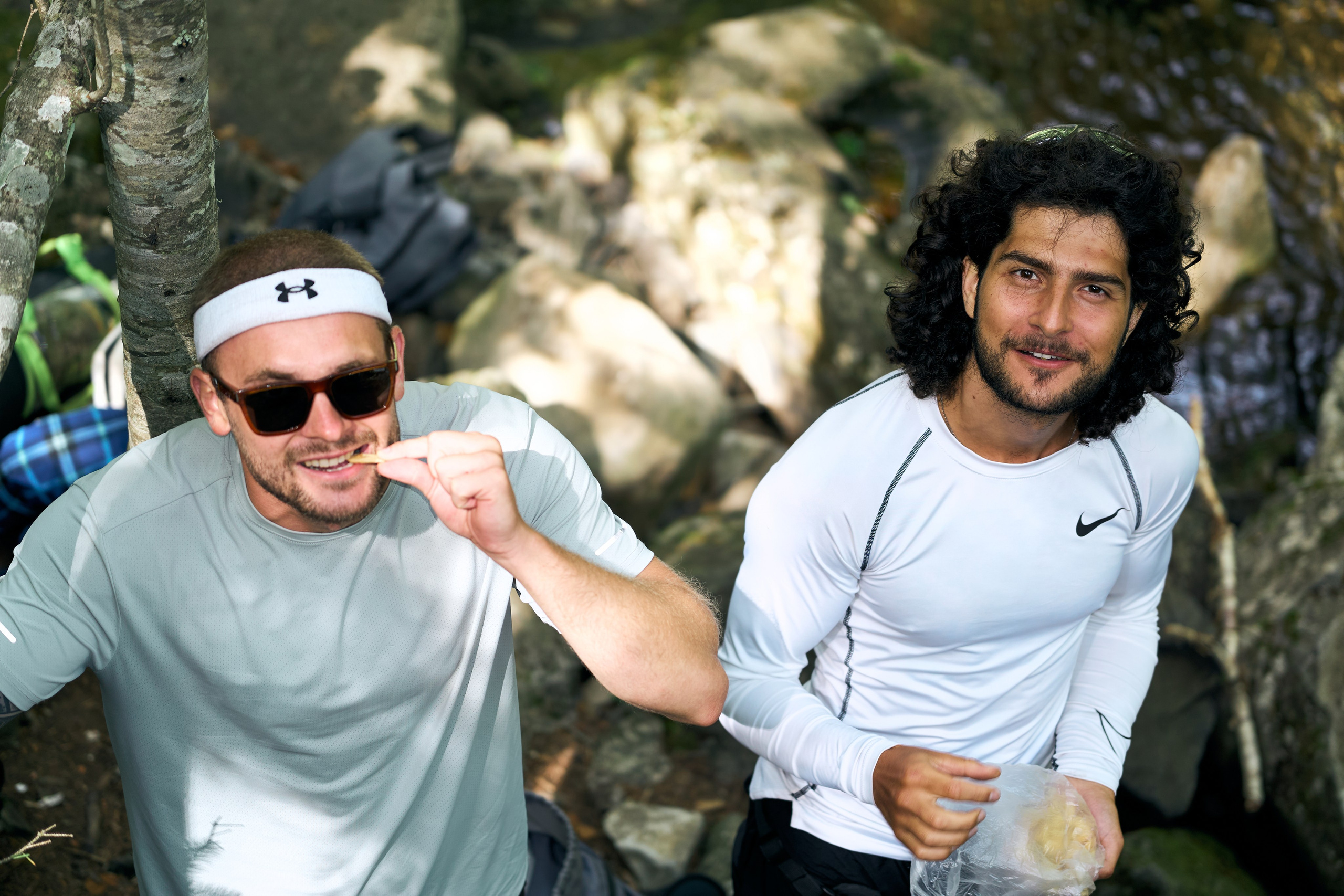 Репортаж трекинга тур группы. Фэшн-фотография и портреты в Владивостоке. Превращаю съёмку в повествование — создаю образы с сюжетом, которые остаются в памяти