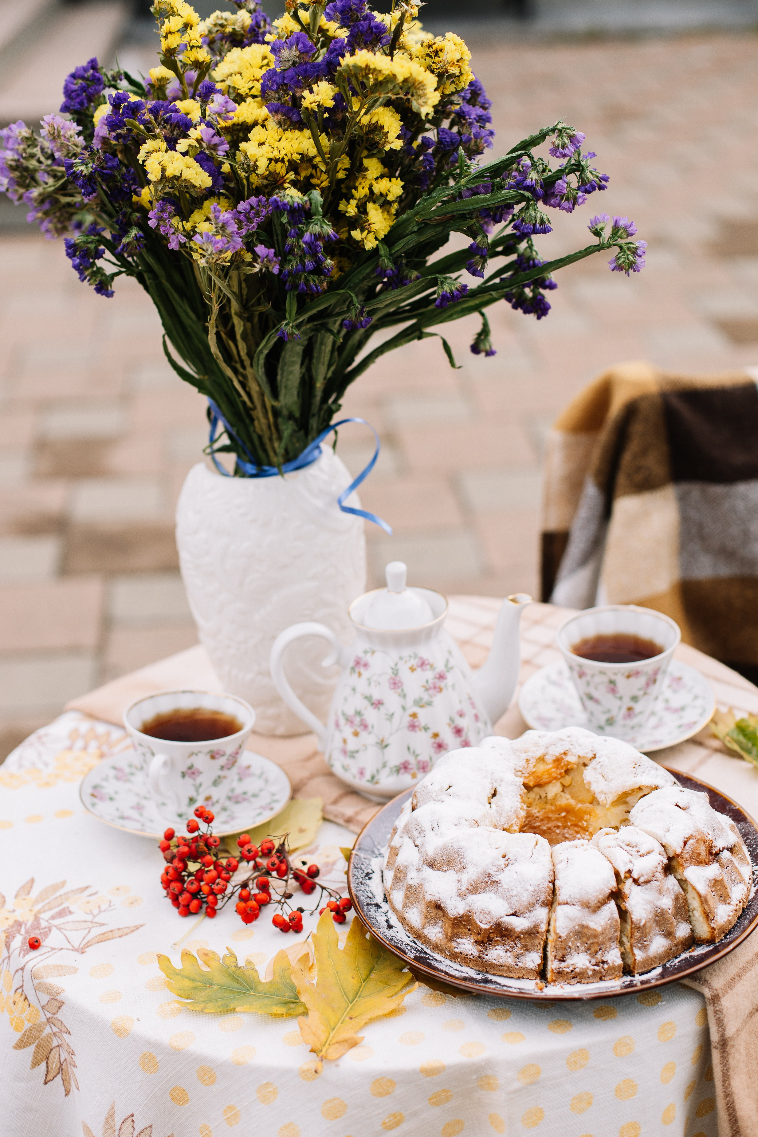 Покров в храме Иоанна Предтечи. Семейный фотограф Трусова Евгения в Екатеринбурге