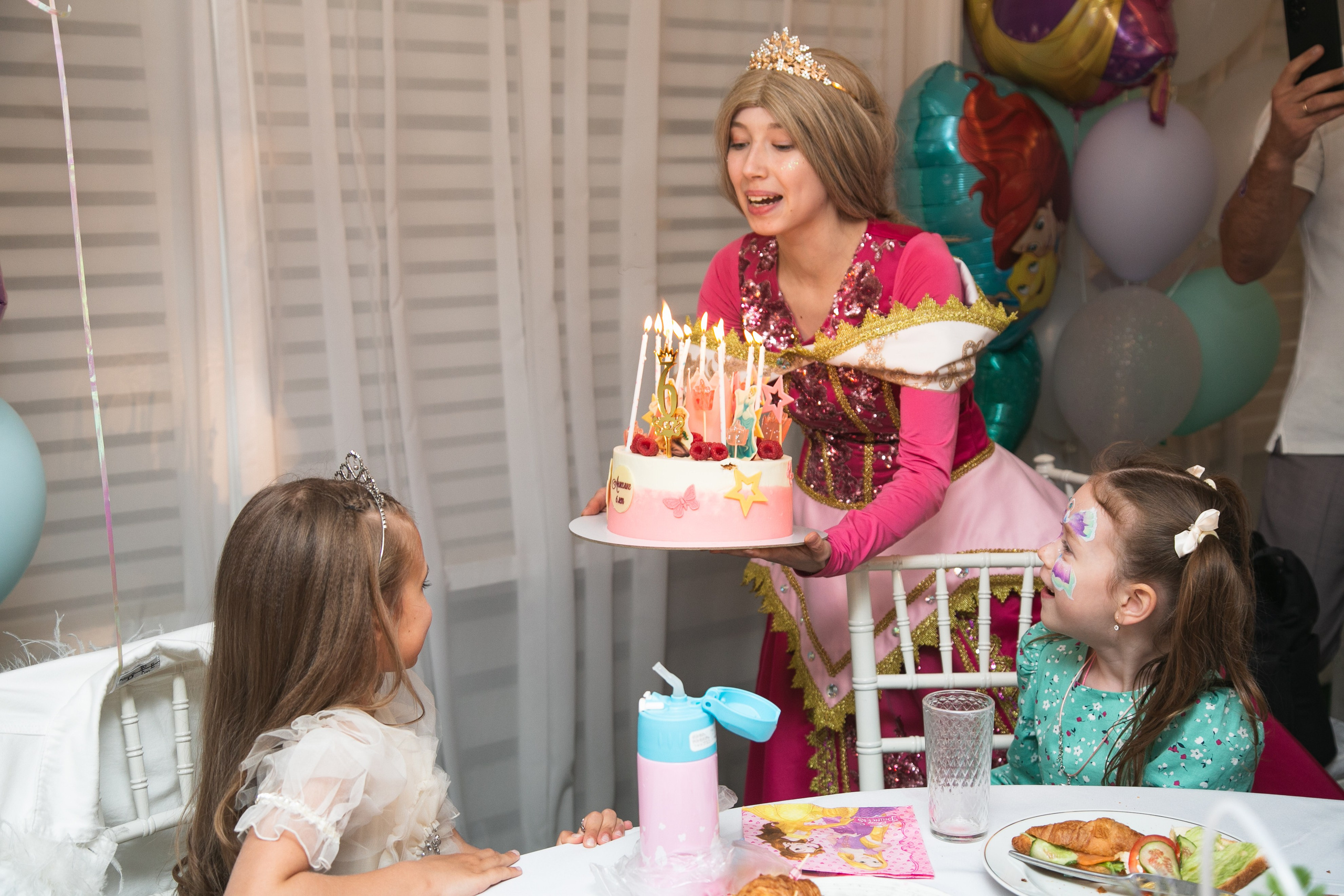 Детские день рождения. Профессиональный фотограф Евгений Земцов в Москве. Контент съемка, репортаж мероприятий, бизнес портреты