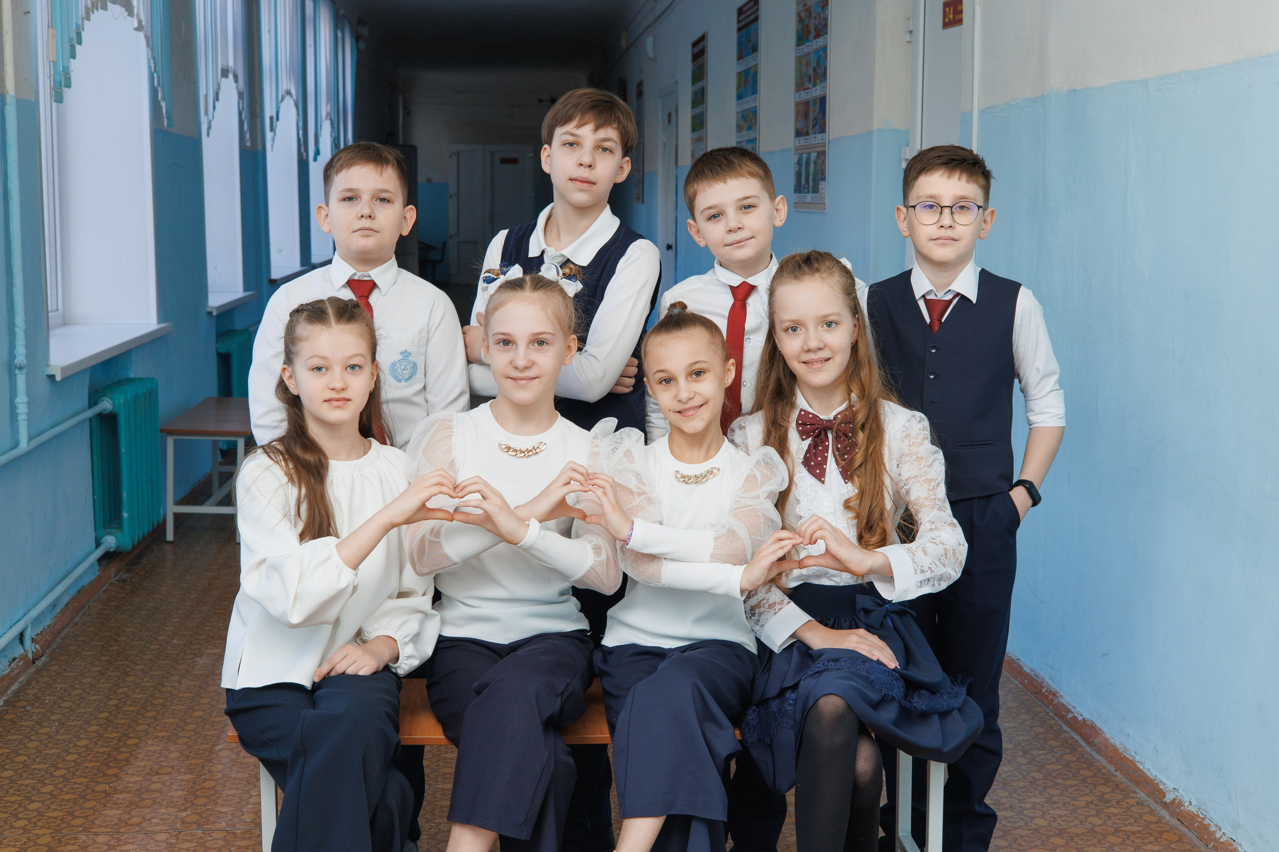 Локация для коллективных кадров № 4. Выпускные альбомы клевербук Воронеж