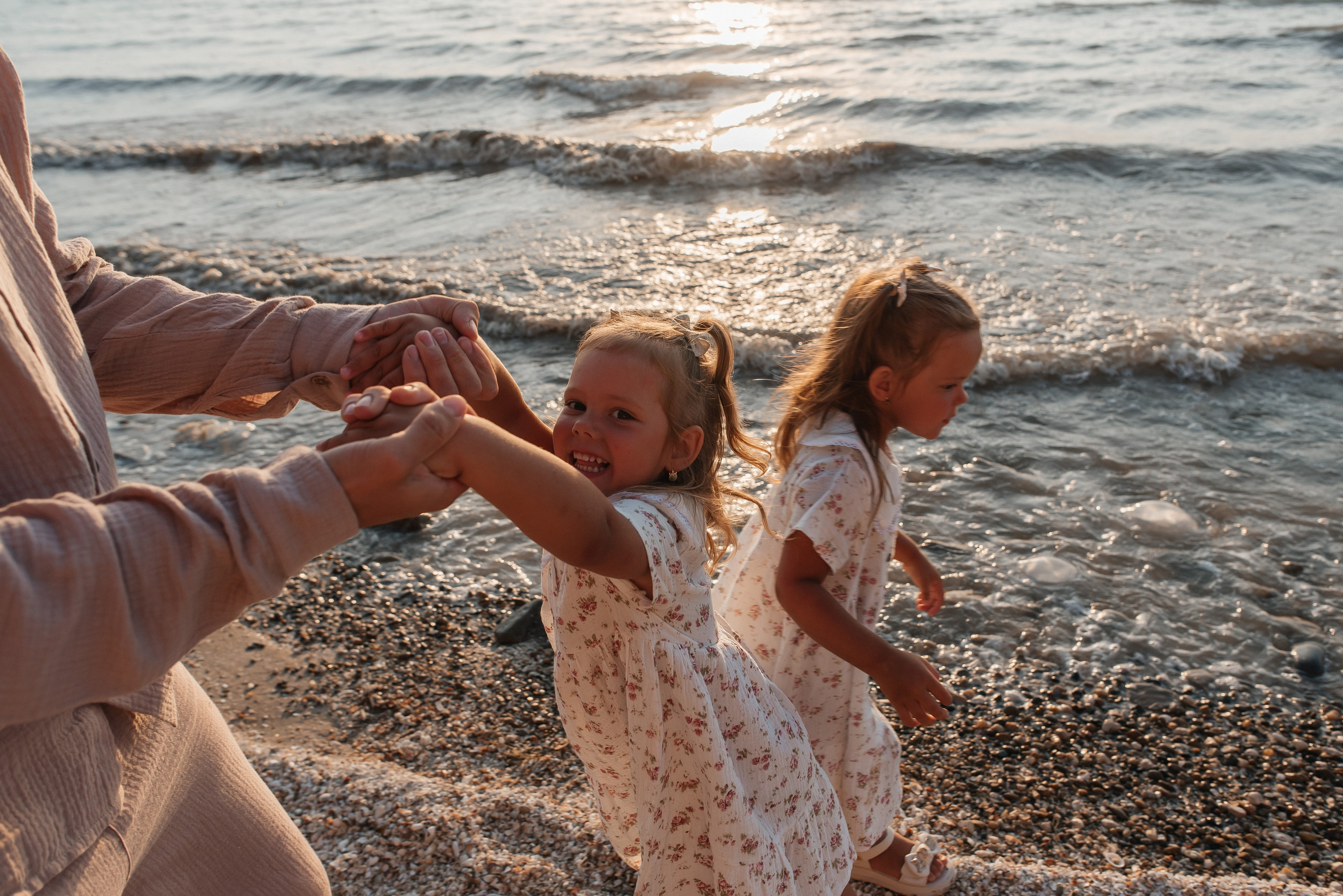 Семейная прогулка на маяке. Детский и семейный фотограф выпускной альбом Приморско-Ахтарск