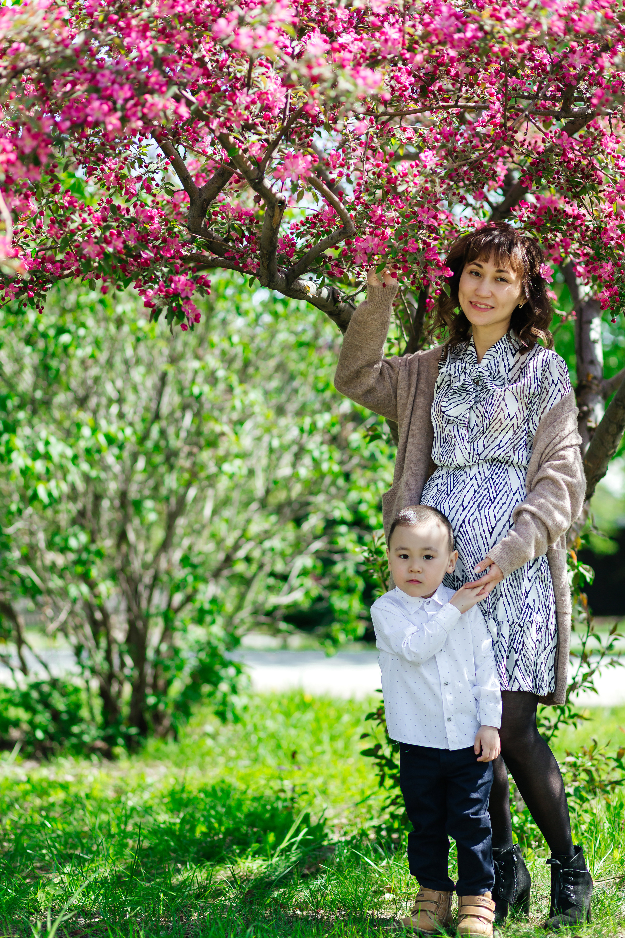 Фотосессия цветения и беременности Айнарочки. Женский фотограф в Оренбурге Ирина Заводчикова