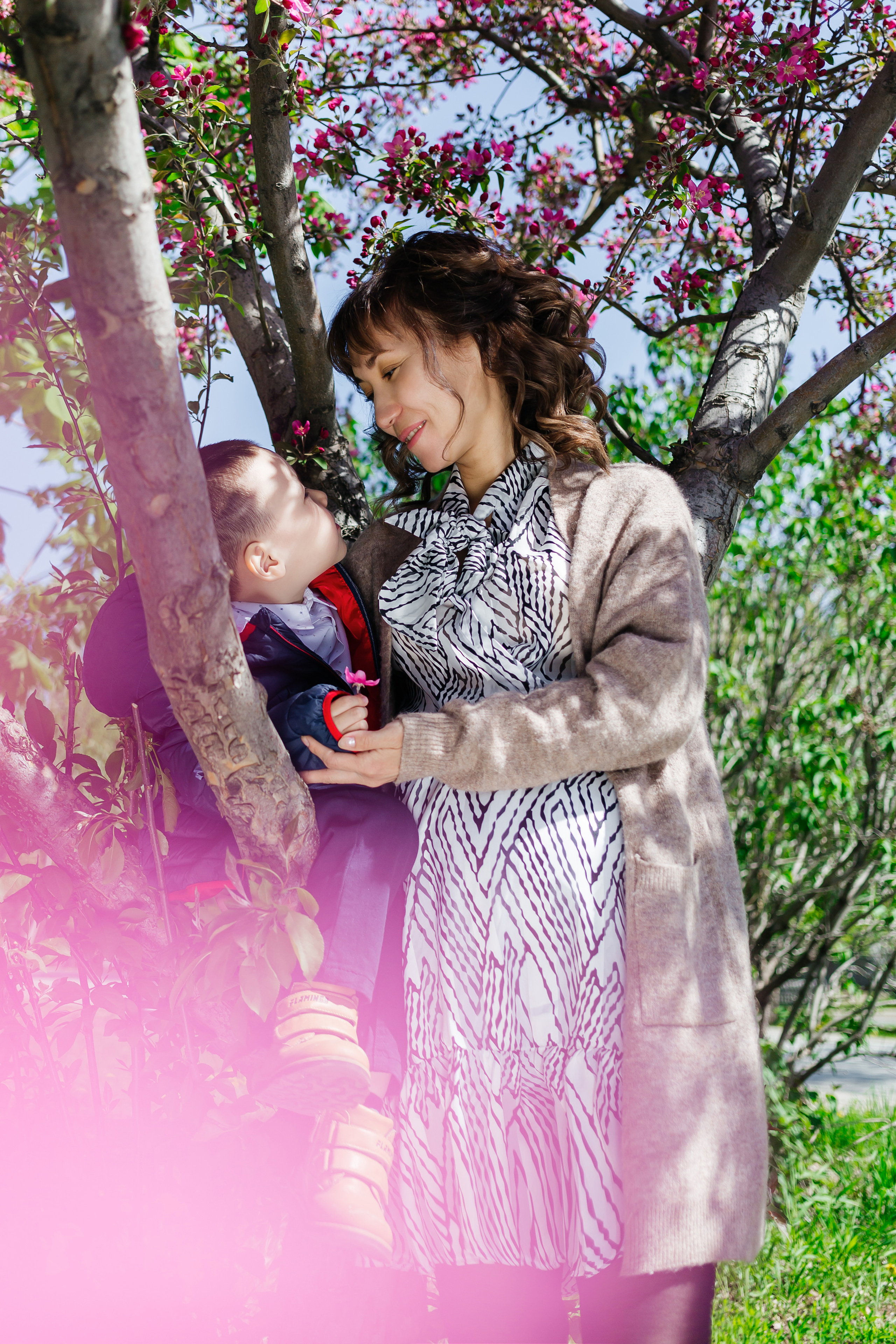 Фотосессия цветения и беременности Айнарочки. Женский фотограф в Оренбурге Ирина Заводчикова