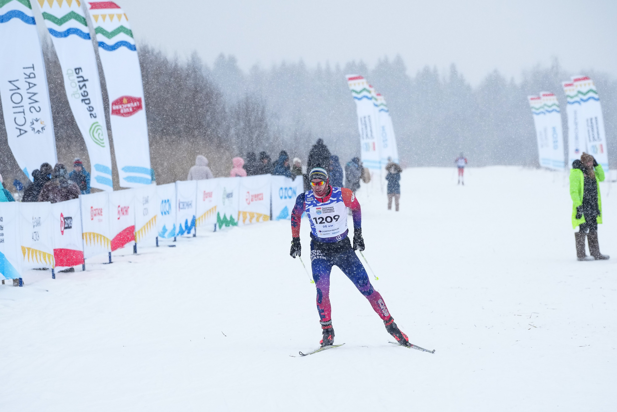 Галичское заозерье лыжный марафон Совкомбанк. Репортажный фотограф Сергей Сажин г. Ярославль