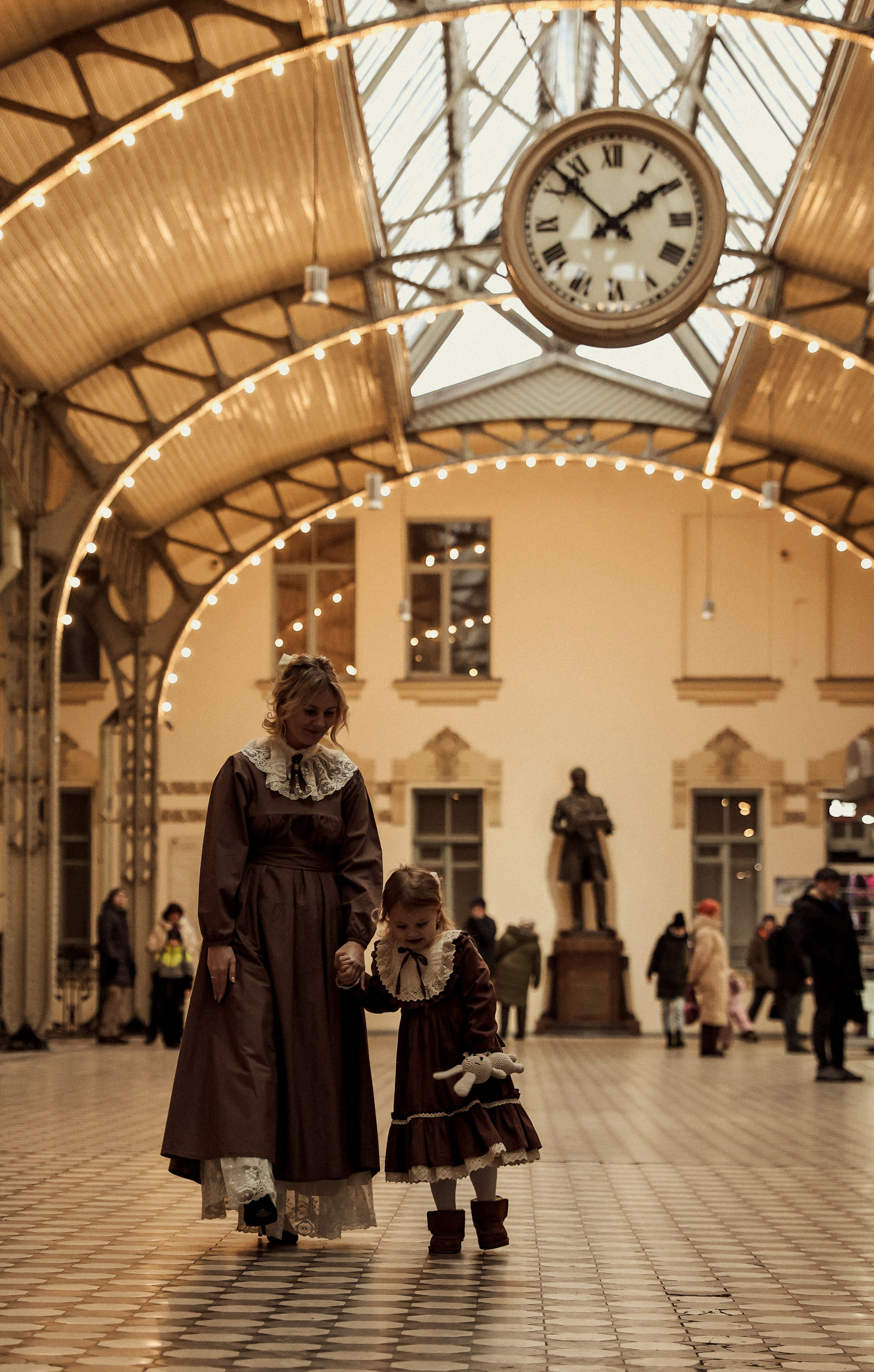 Ретро съемка на Витебском вокзале. Фотограф — Татьяна Кириллова, г. Санкт-Петербург