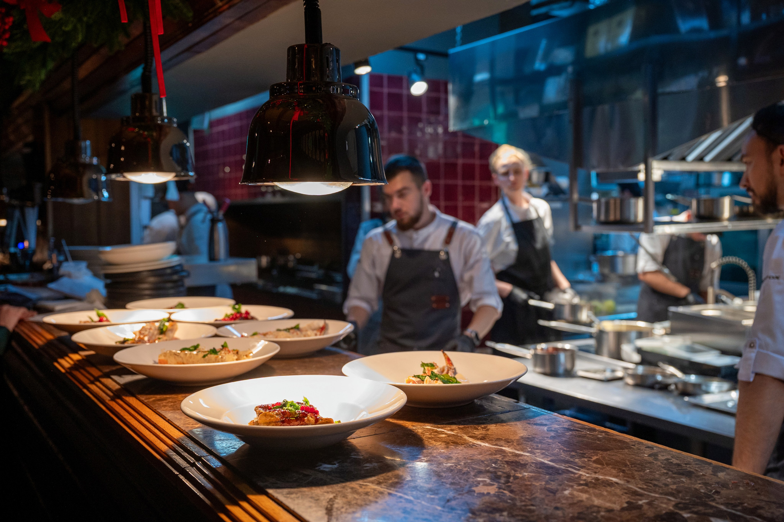 Новый год 2025 в ресторане Red Fox. Репортажный фотограф в Красной Поляне и Сочи Павлюченко Екатерина