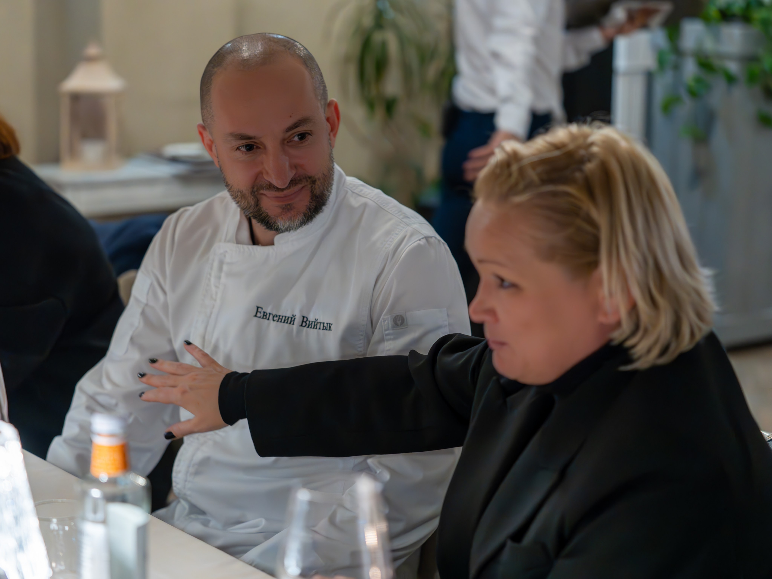 Литературная мастерская с Ольгой Шутовой в «Винотеррии». Репортажный фотограф в Красной Поляне и Сочи Павлюченко Екатерина