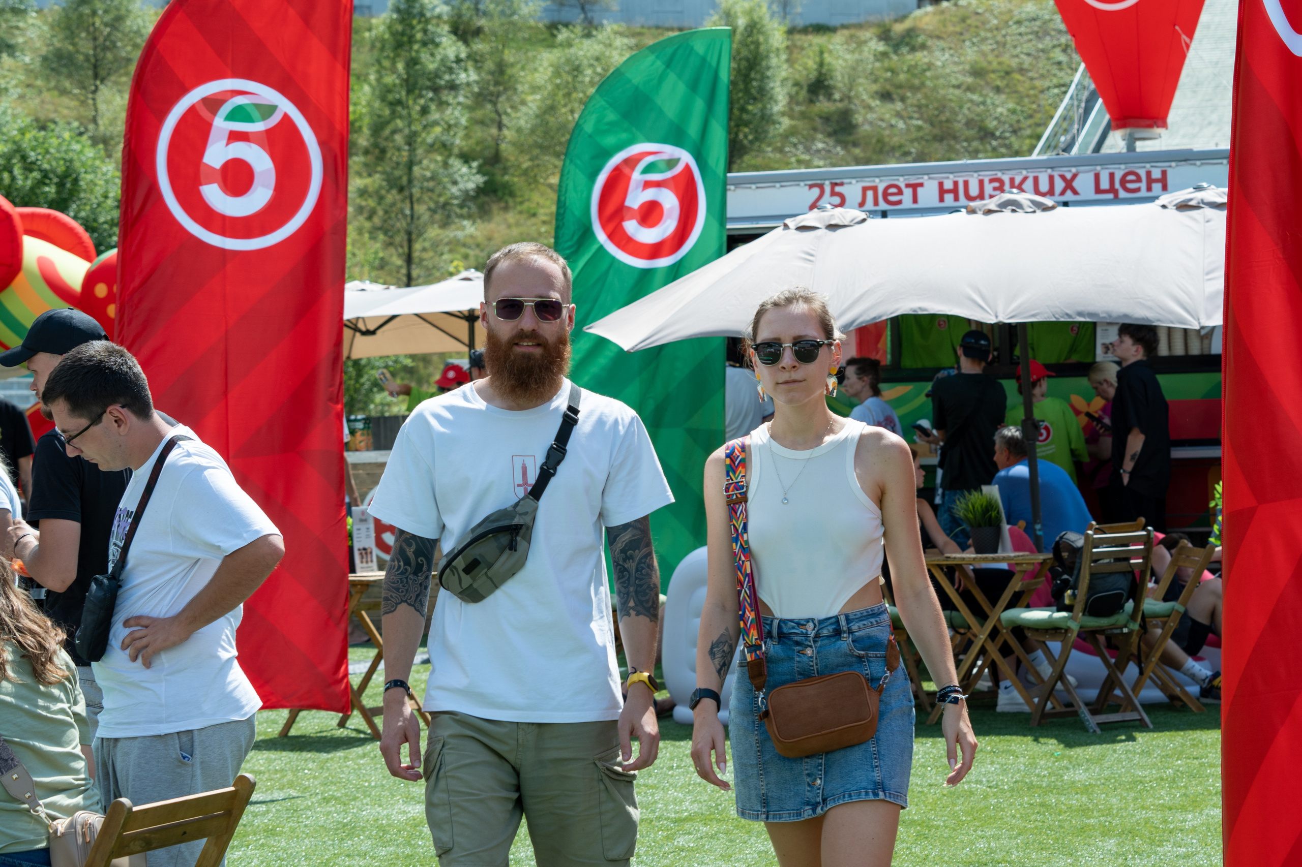 Фотоотчет партнеской интеграции для сети «Пятерочка» на фестивале «Grounded». Репортажный фотограф в Красной Поляне и Сочи Павлюченко Екатерина