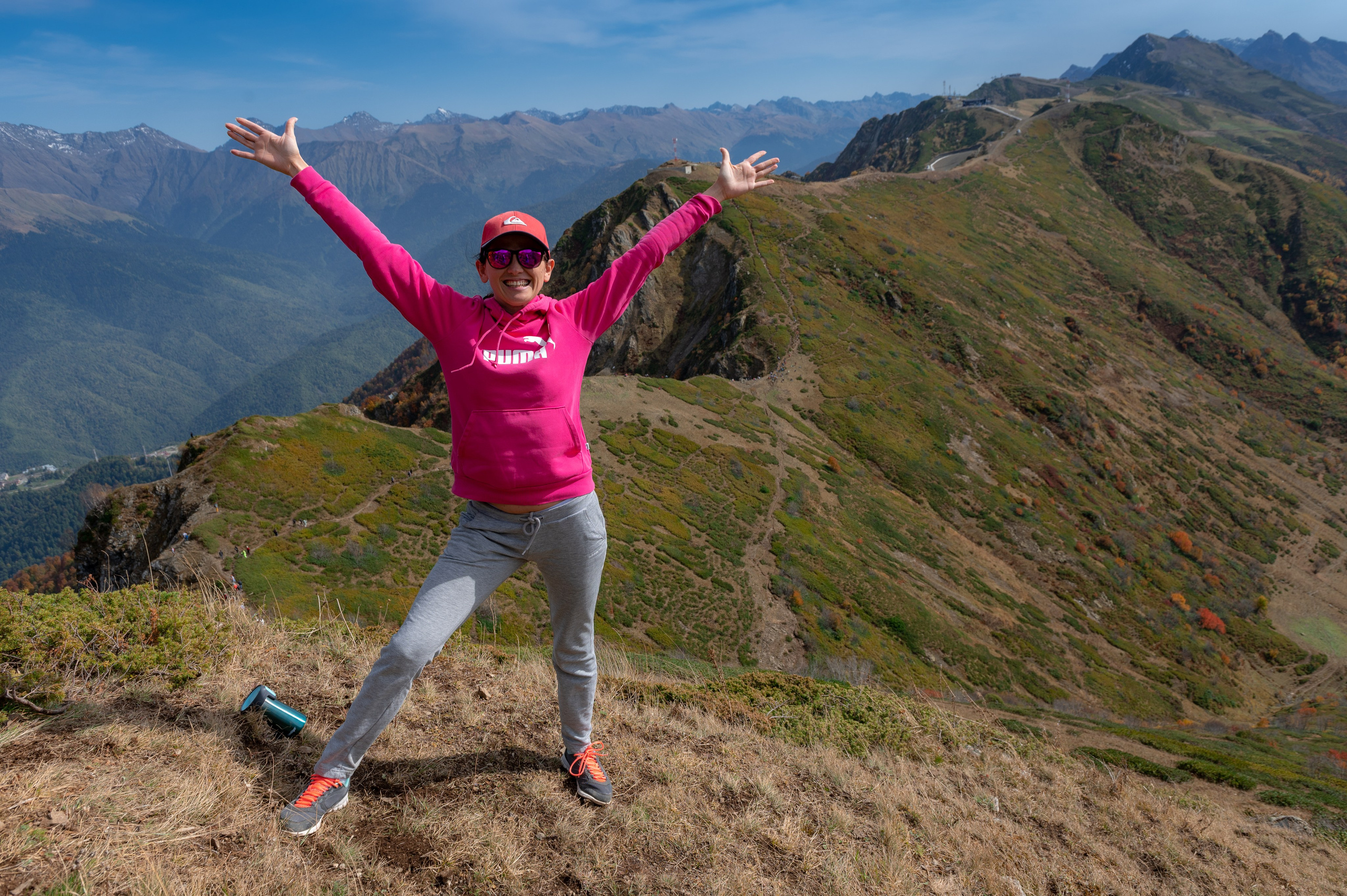 Хайкинг по трем курортам Красной Поляны 2022. Репортажный фотограф в Красной Поляне и Сочи Павлюченко Екатерина