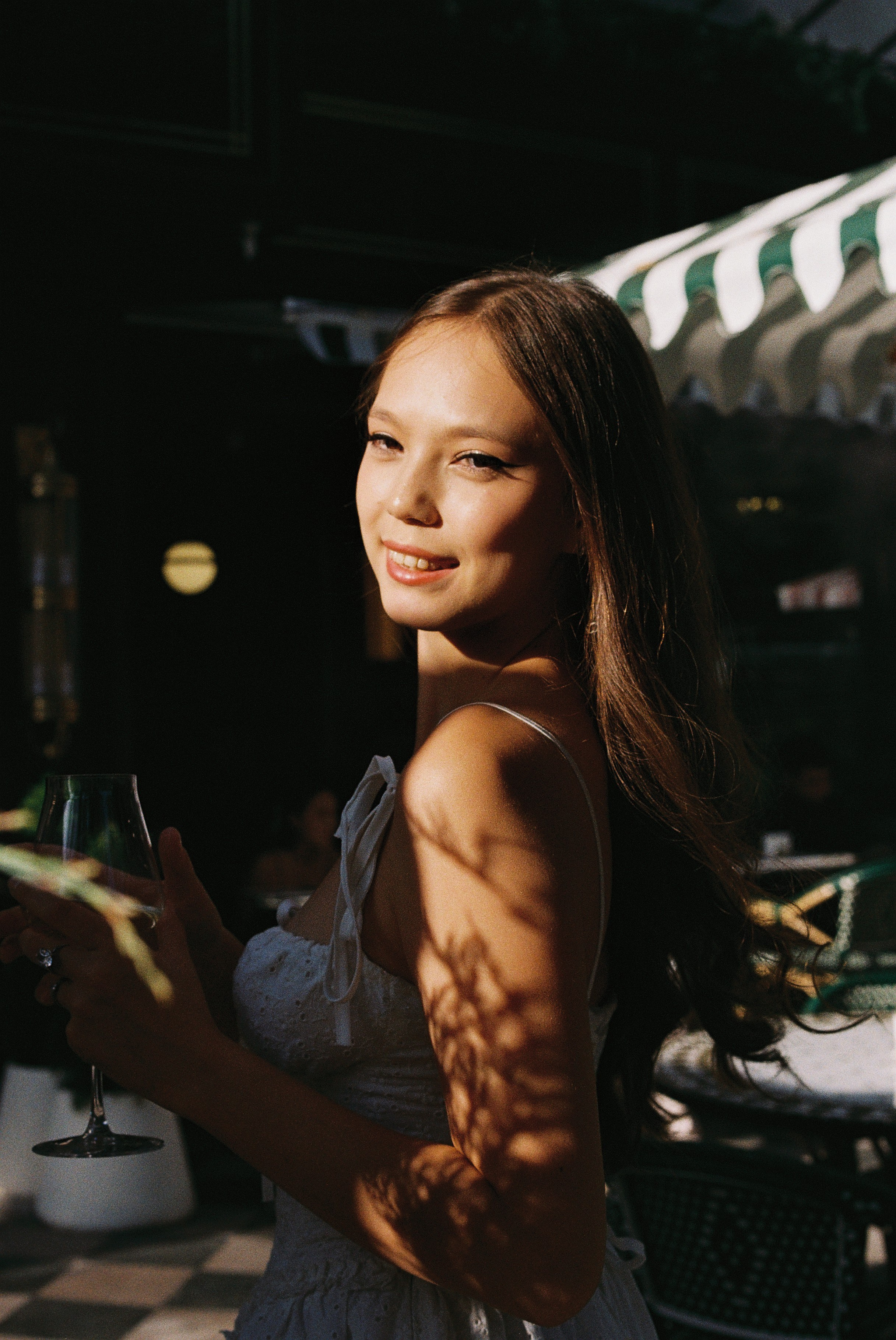 Во время бранча. Фотограф-ретушер