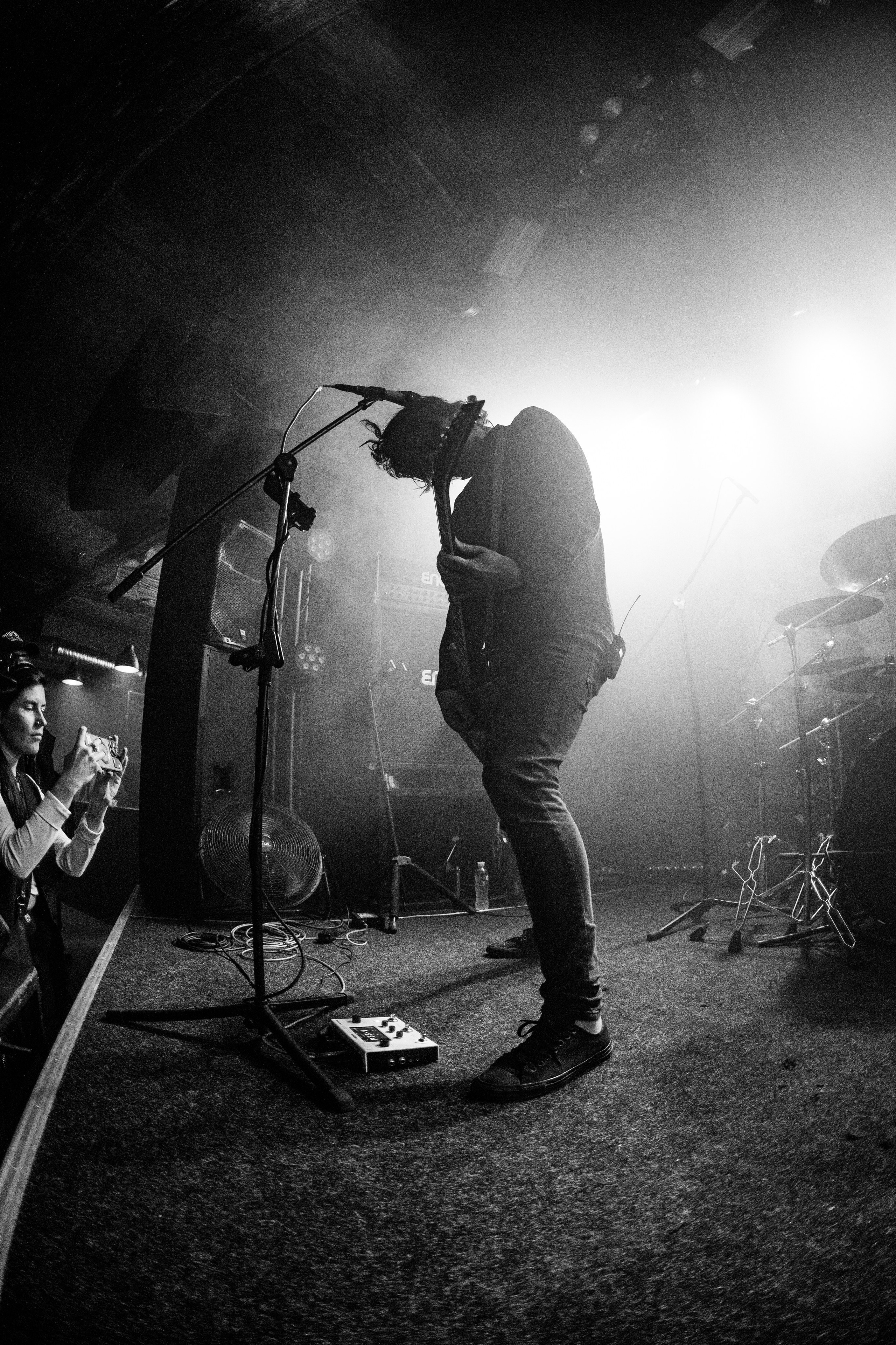 ИЛ • Minuala • Khlad|Цоколь 2.0. Концертный и репортажный фотограф в Санкт-Петербурге Слава Пахомов