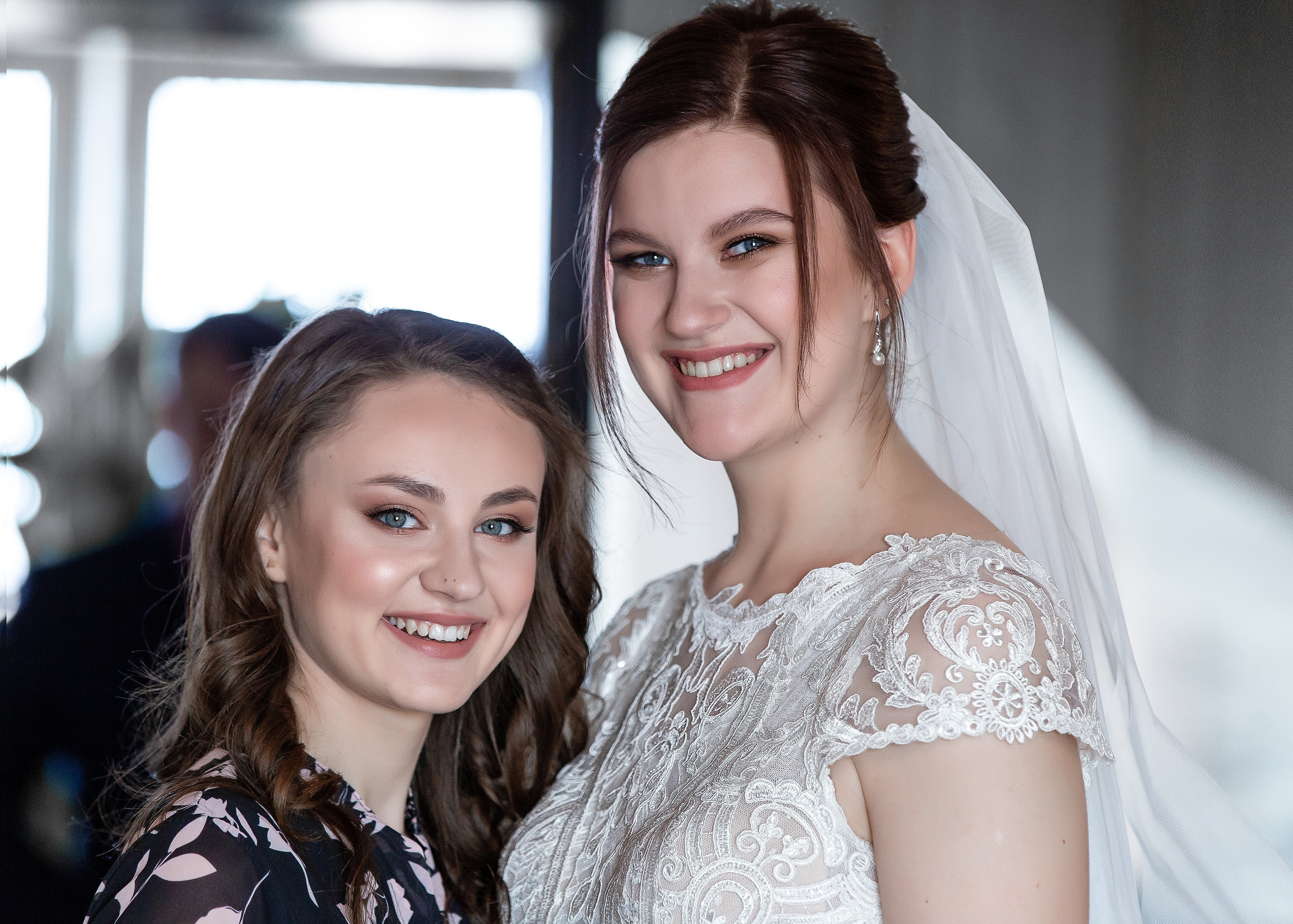 невеста с друзьями