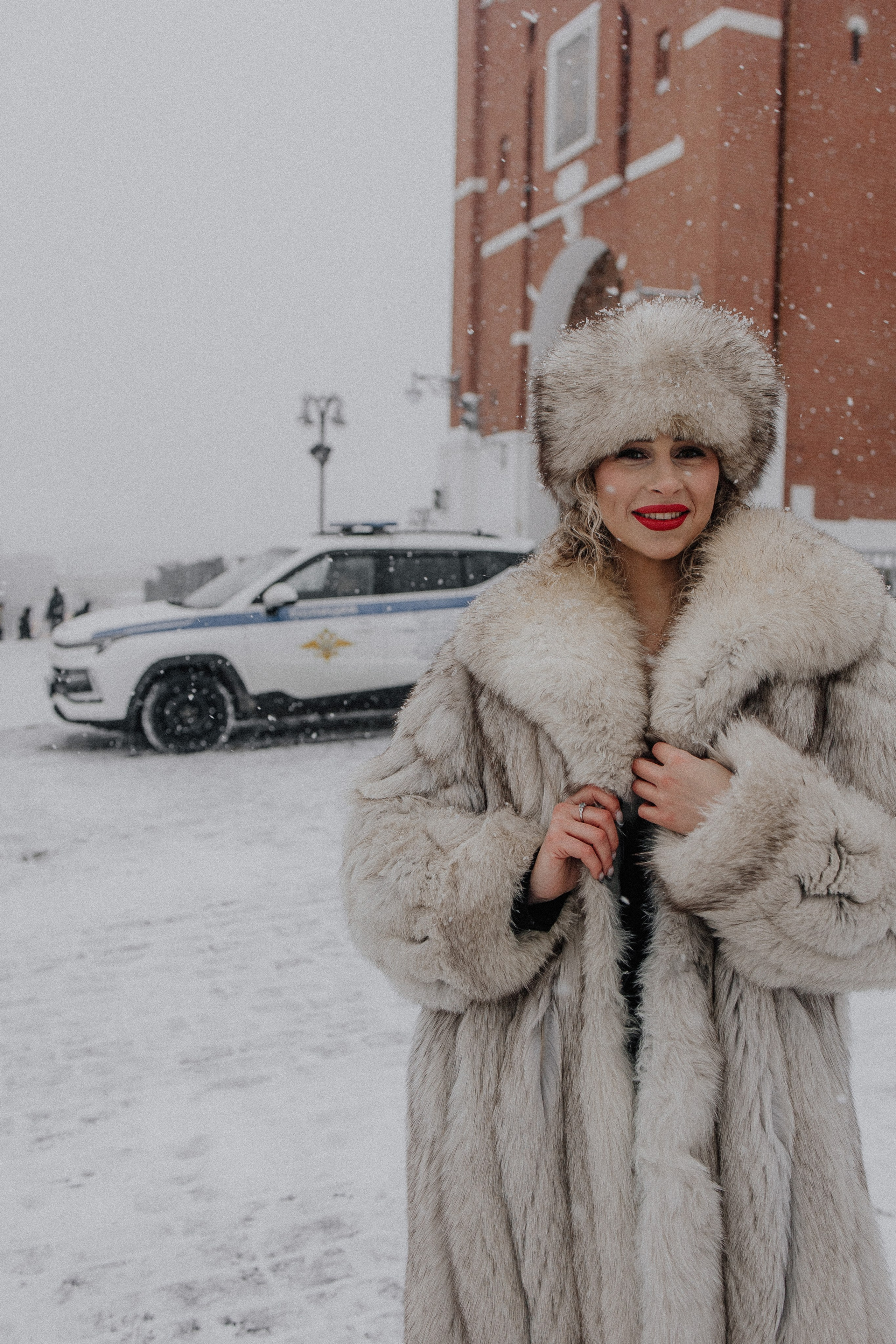 Фотосессия в стиле russian girl рашн герл под ключ в Москве. Креативная фотосессия Москва. Фотограф Москва. Фотосессия в Москве. Фотограф в Москве Валерия Рожкова