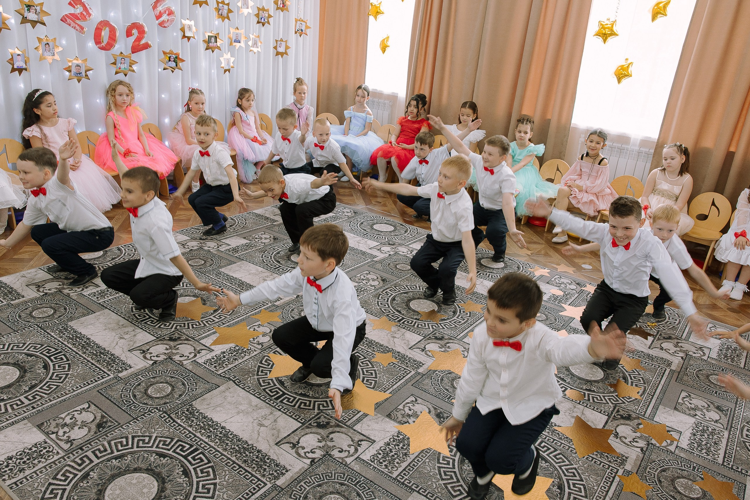 Выпускной в ДС 26. Выпускные альбомы Натальи Бутко: Новороссийск, Анапа, Геленджик