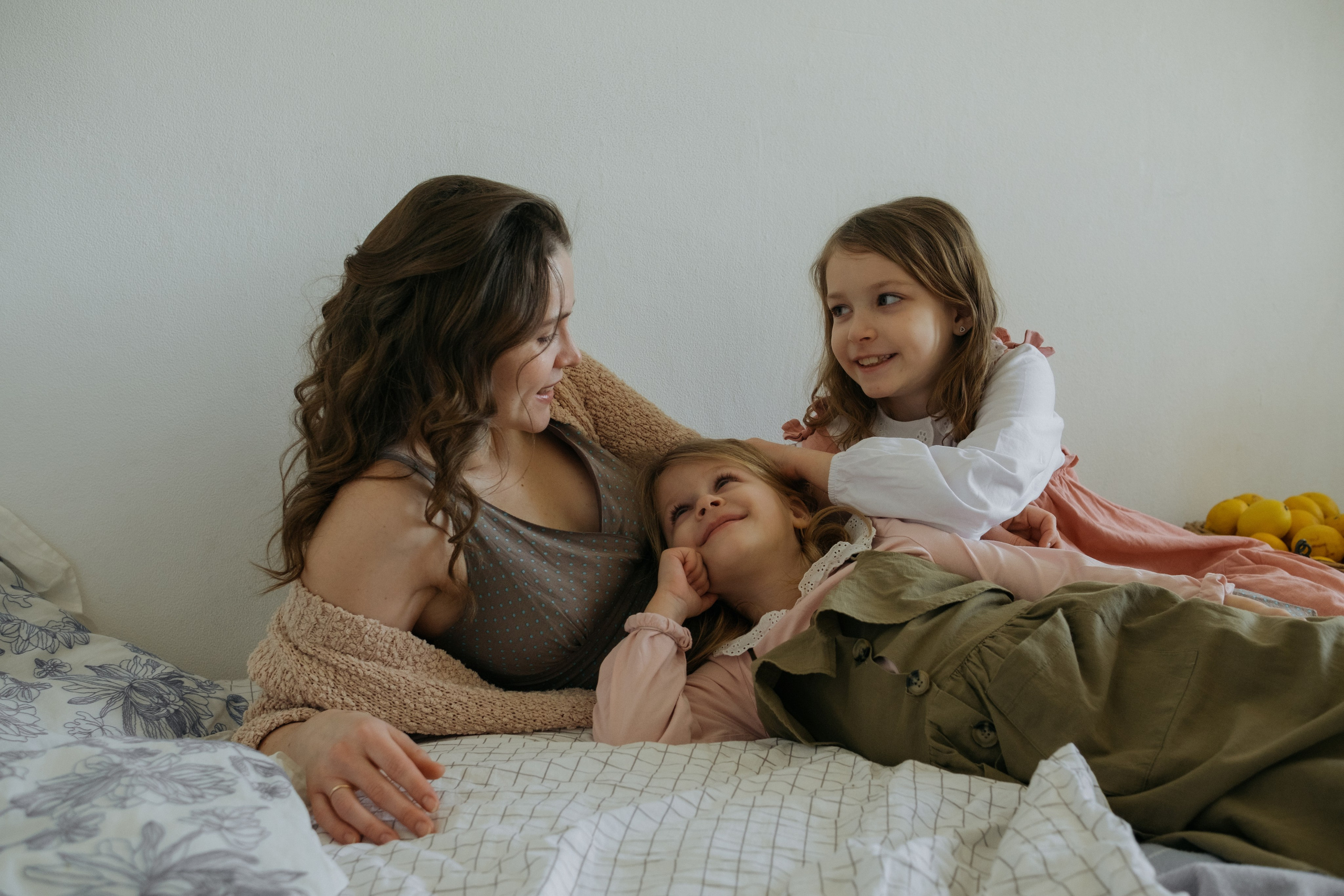 Семейные фотосессии дома и в студии. Семейный и детский фотограф в Москве Александра Михайлечко