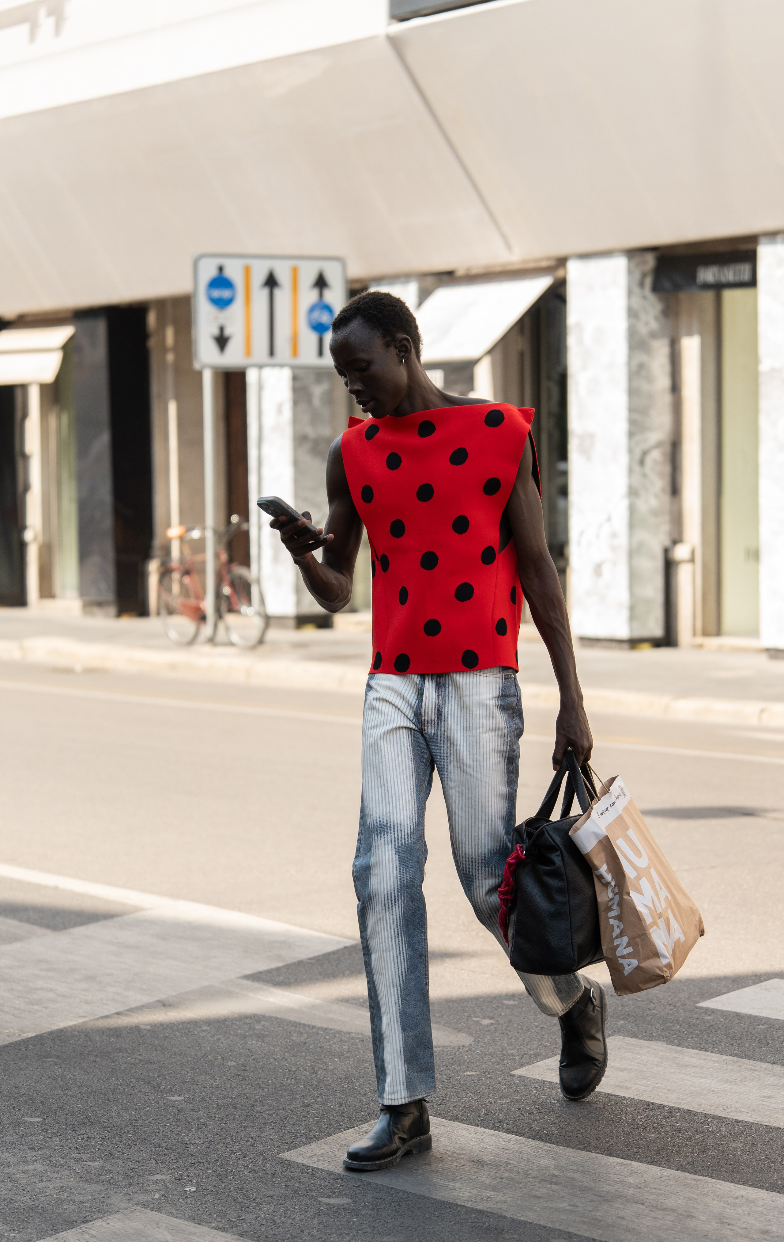Streetstyle Men’s Milan FW SS'27. Photographer of your fashion moments