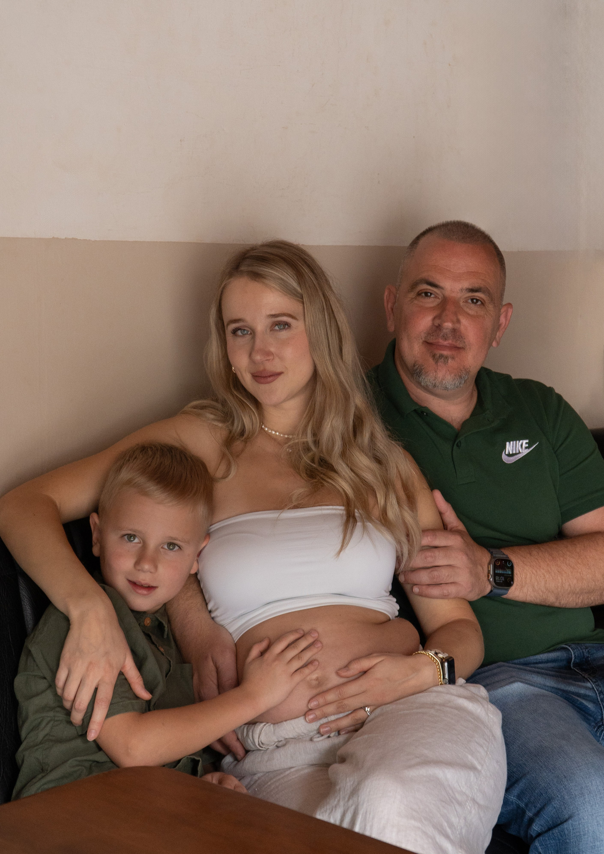 Sasha y «la familia / and the family». Wedding Photographer in Barcelona and Medellin