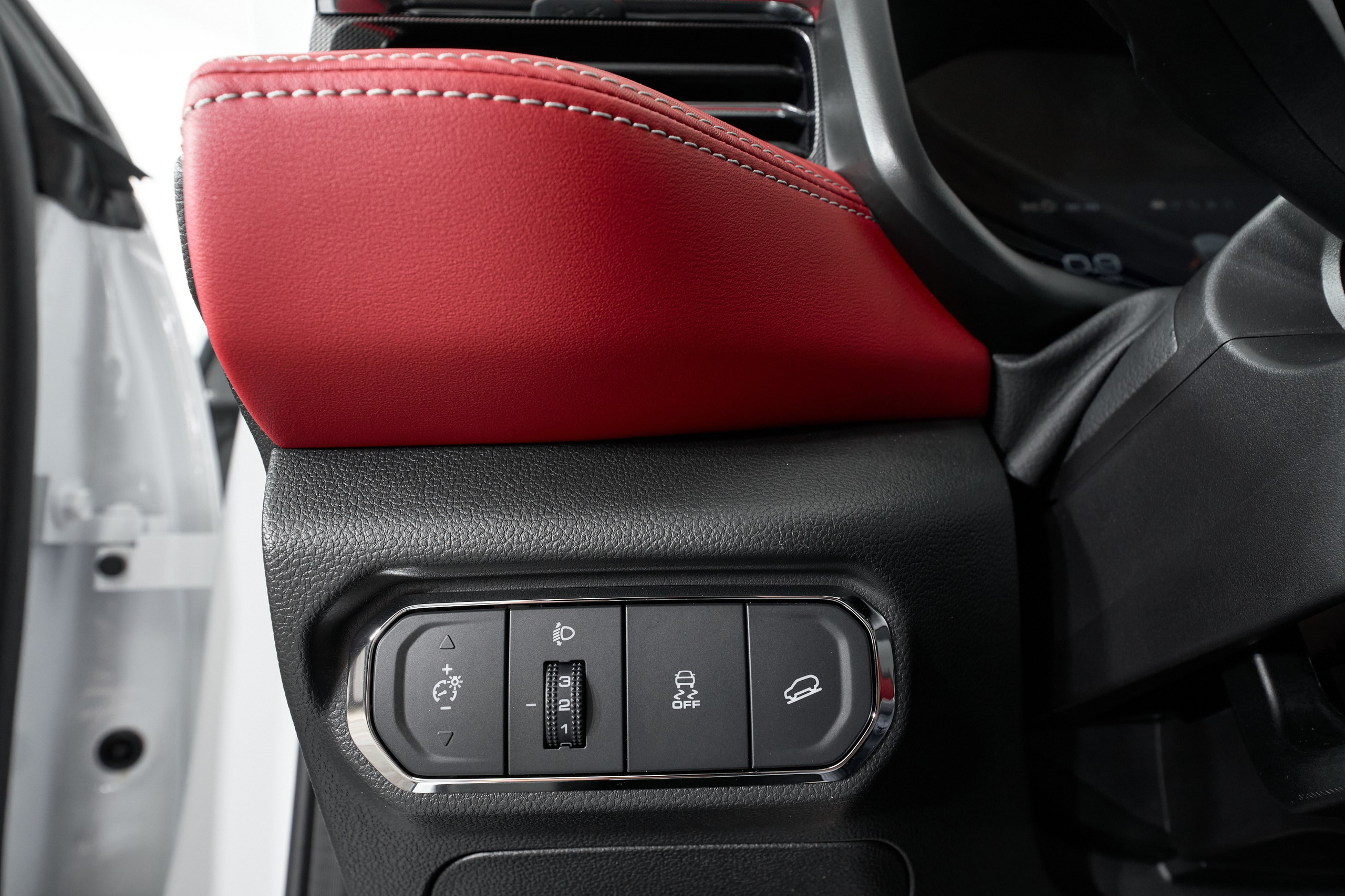 Haval Jolion. Фотограф Николай Прокофьев модельные тесты в Москве