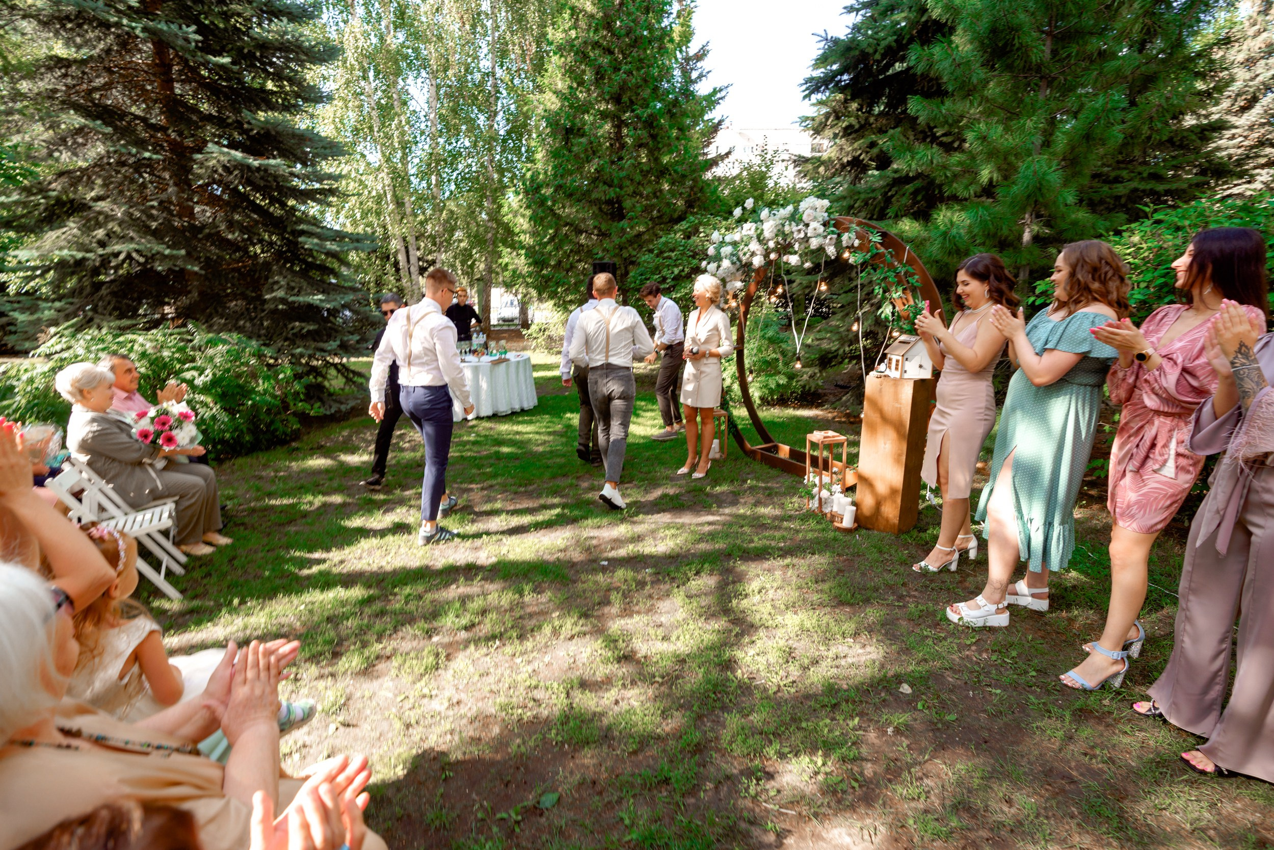 Свадебный банкет молодожен. Выездная регистрация свадьбы. Свадьба Тольятти. Ресторан Маленький Париж. Свадебный фотограф Тольятти. Фотограф в Тольятти Андрей Медведев