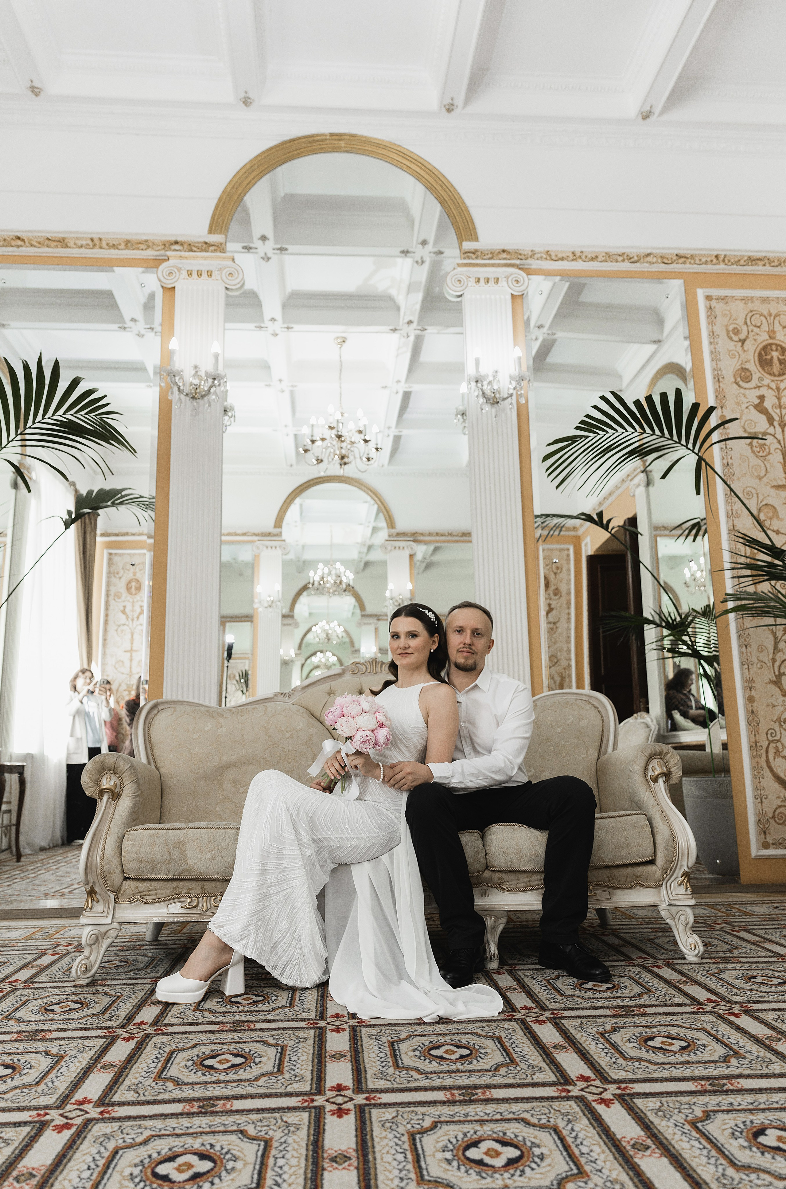 Сергей & Татьяна (Грибоедовский загс и прогулка в Кусково). Фотограф в Москве Юлия Хамзина