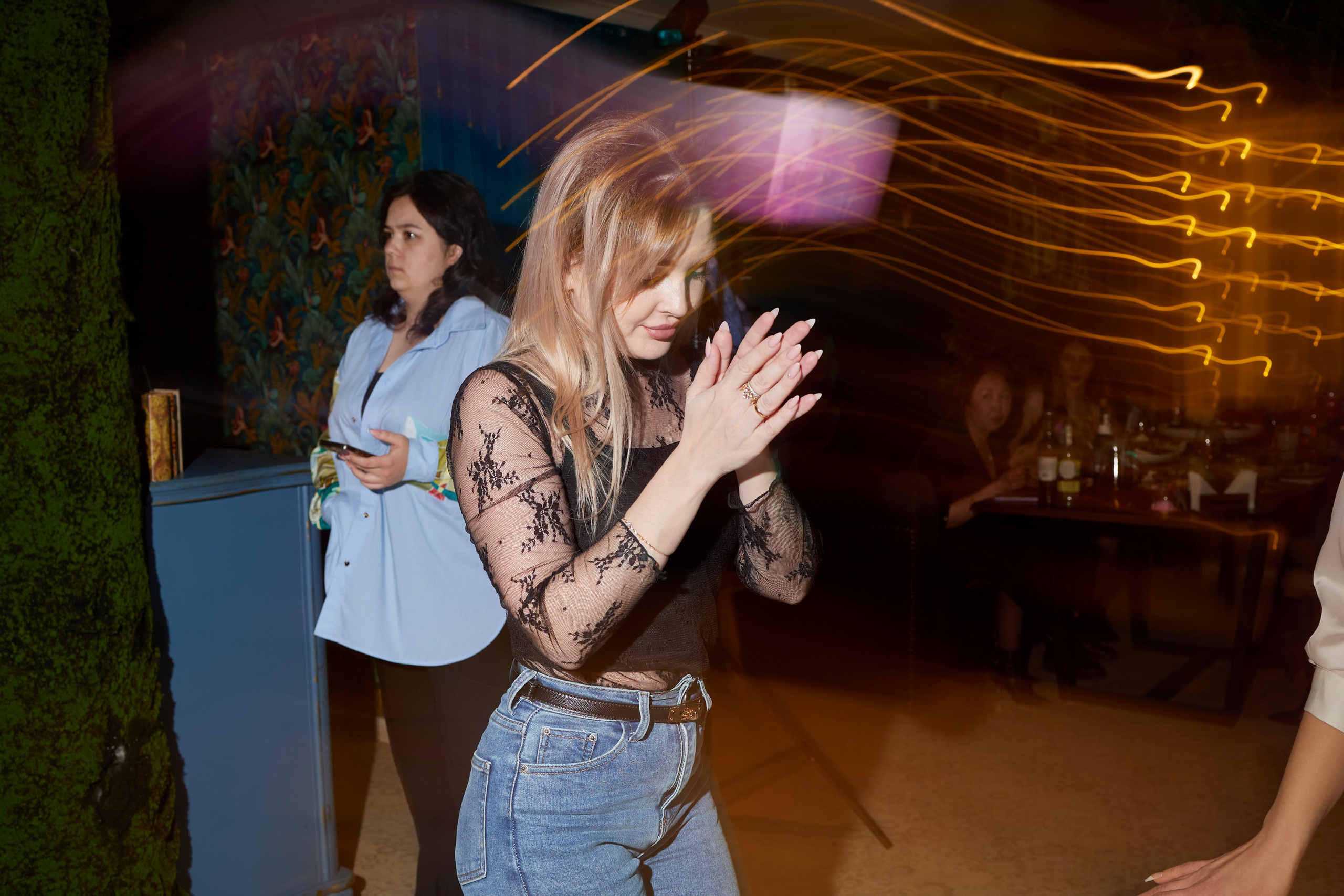 MAXIM & DAMIR | FOREST BAR | 8 МАРТА!. Главная