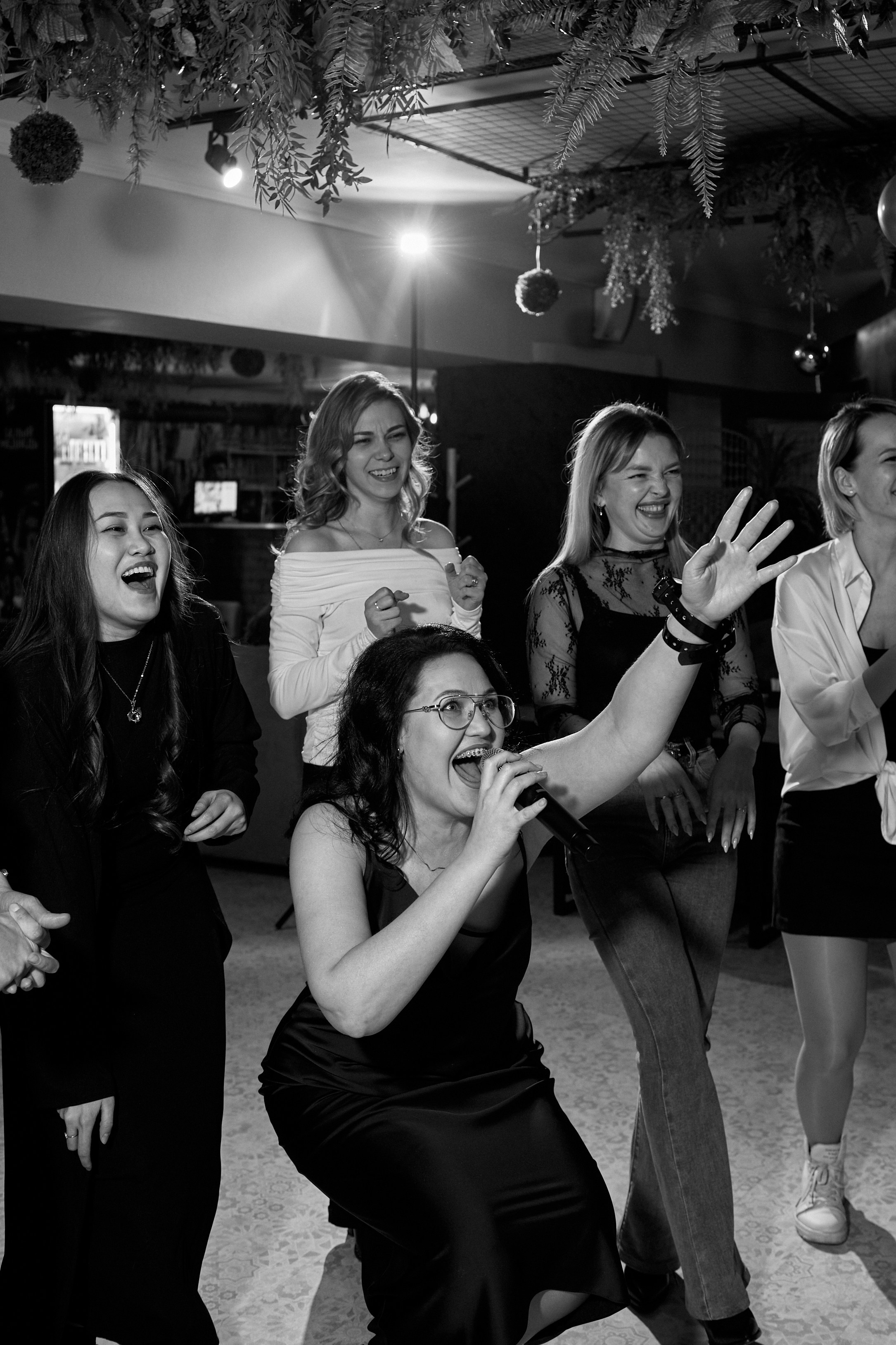 MAXIM & DAMIR | FOREST BAR | 8 МАРТА!. Главная