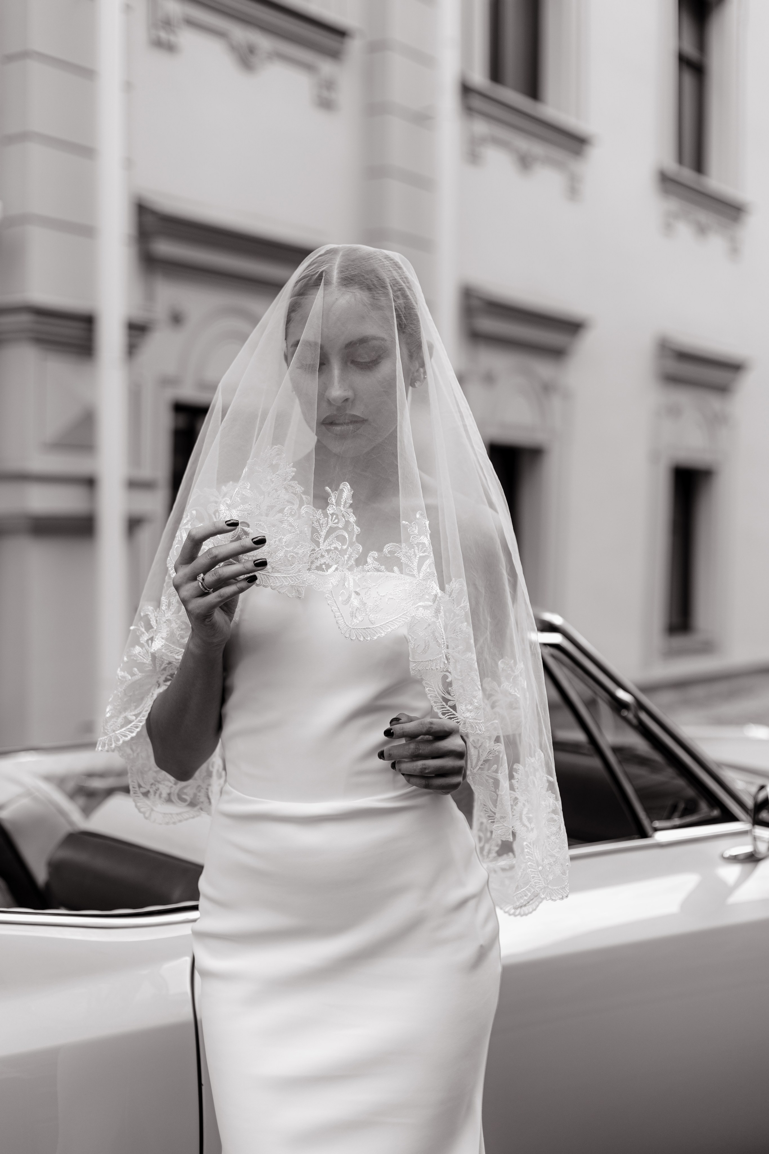 Фотосессия с кабриолетом в Москве свадебная. Свадебный фотограф Москва. Фотограф в Москве Валерия Рожкова