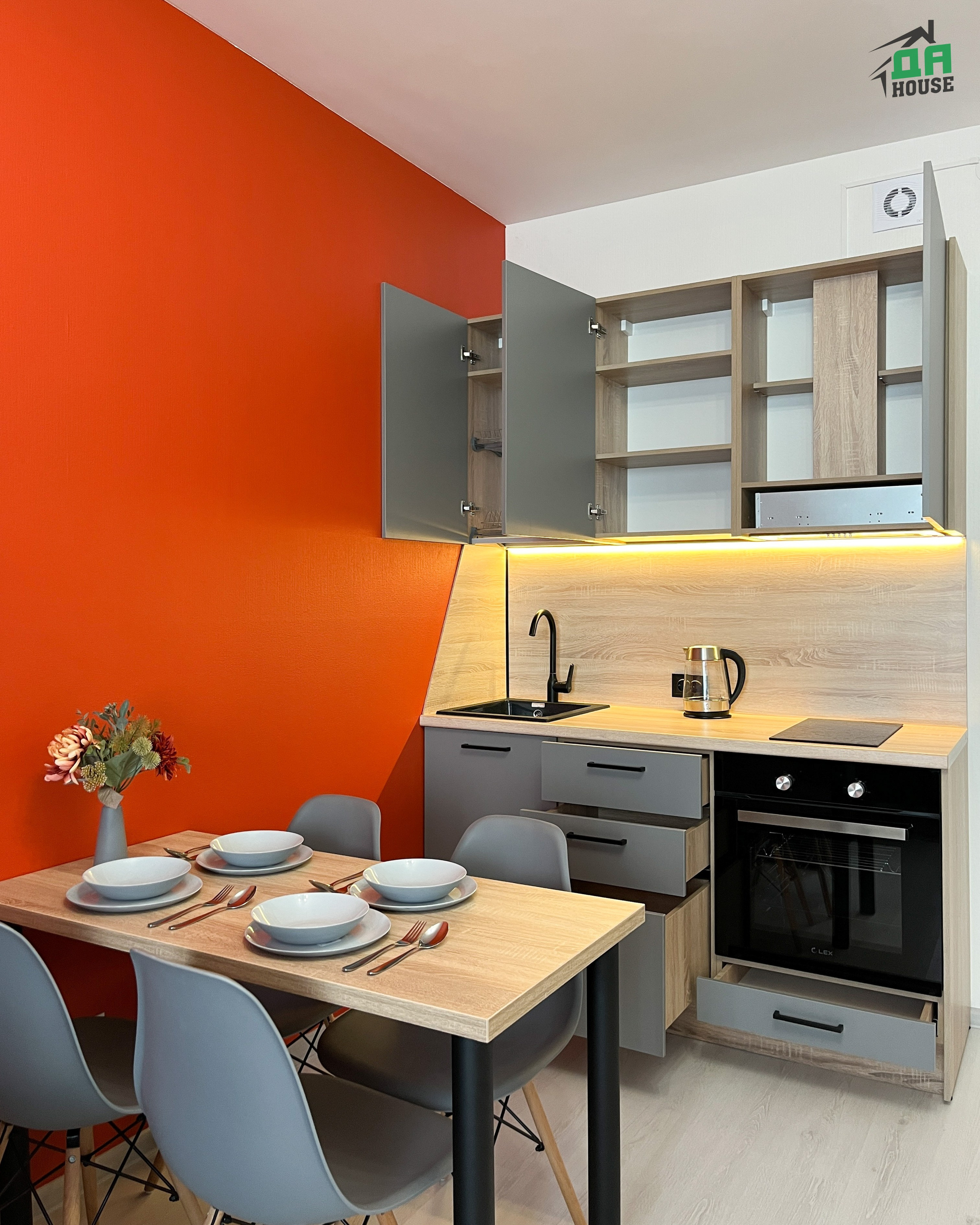 Компания Da House. Репортажный и портретный фотограф в Санктпетербурге. Видиосъемка мероприятий в Санкт-Петербурге