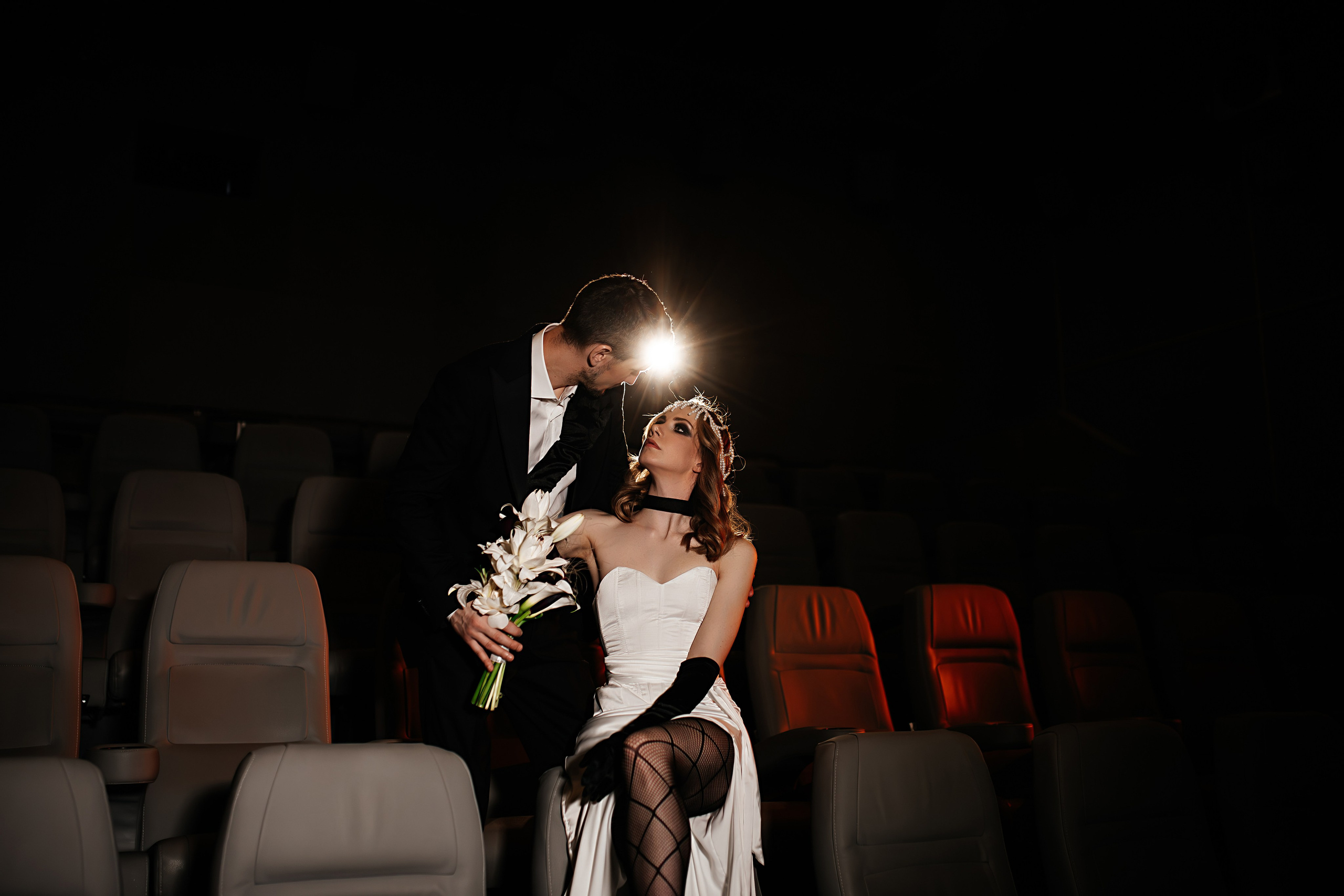 Свадьба в кинотеатре. Фотограф Санкт-Петербург Раднаева Юлия