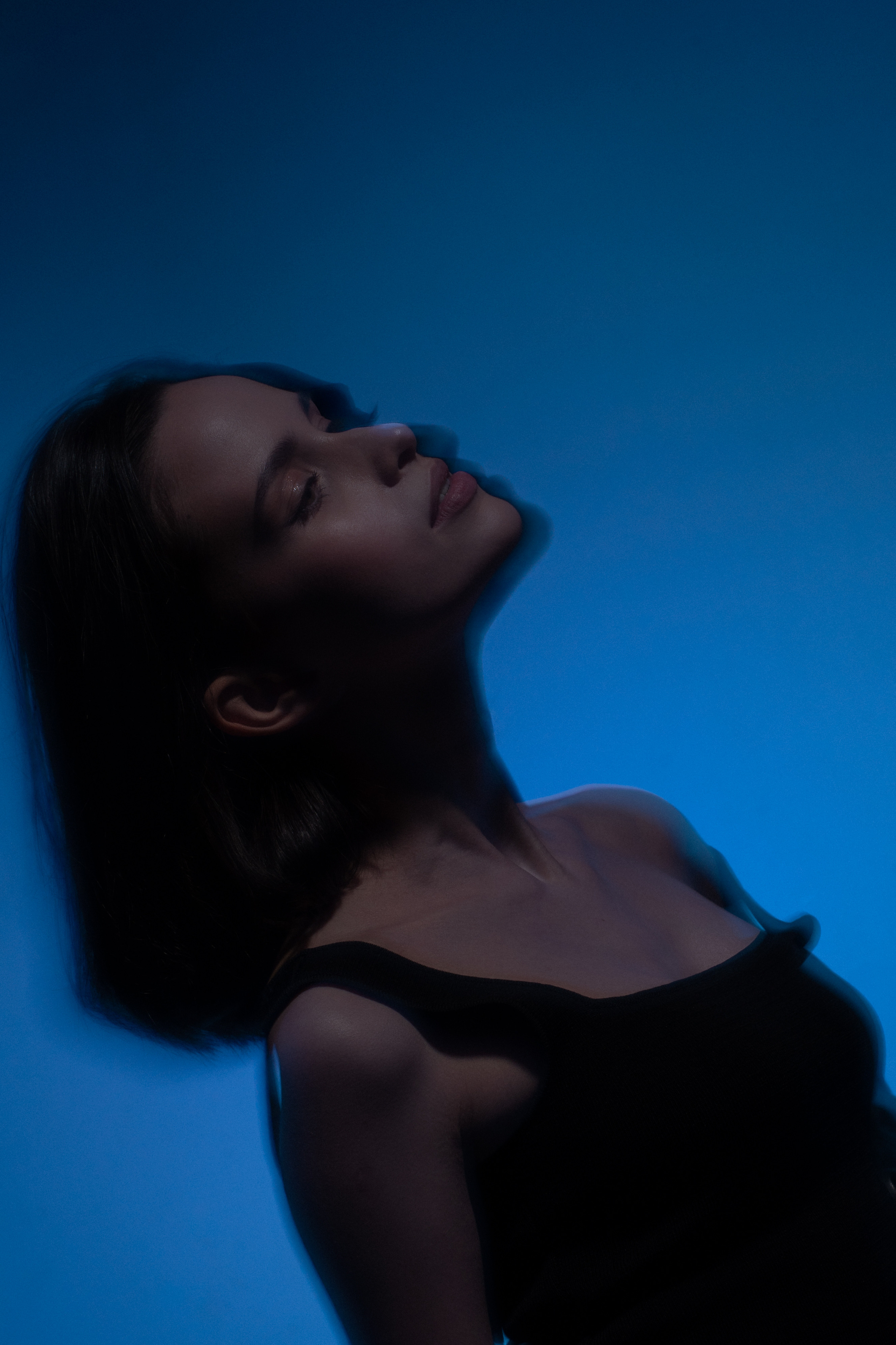 Виктория. Цветной свет. Фотограф СПб Е.Эванс