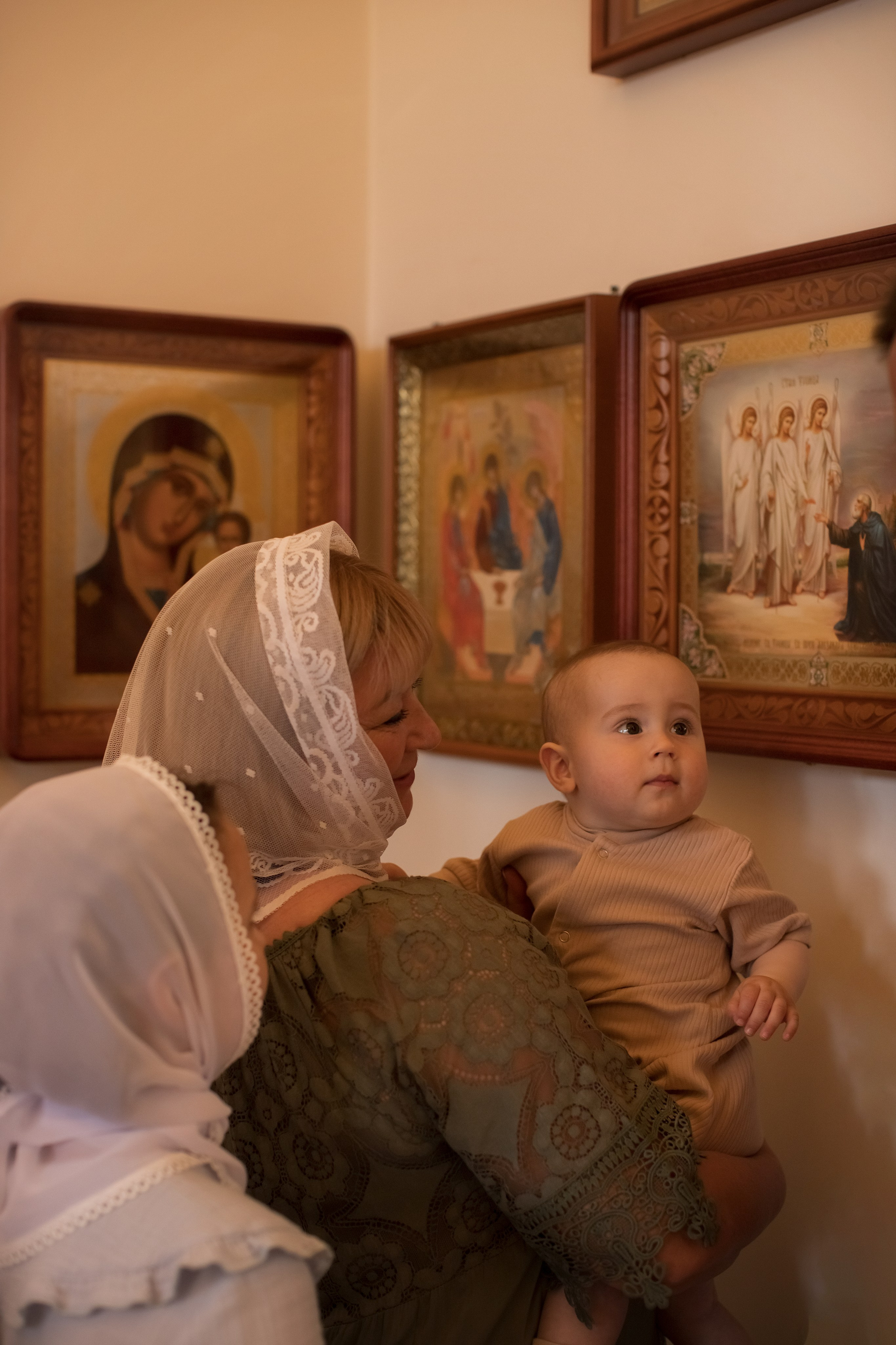 Таинство Крещения Мирона. Семейный и детский фотограф в Саратове Полина Коткина