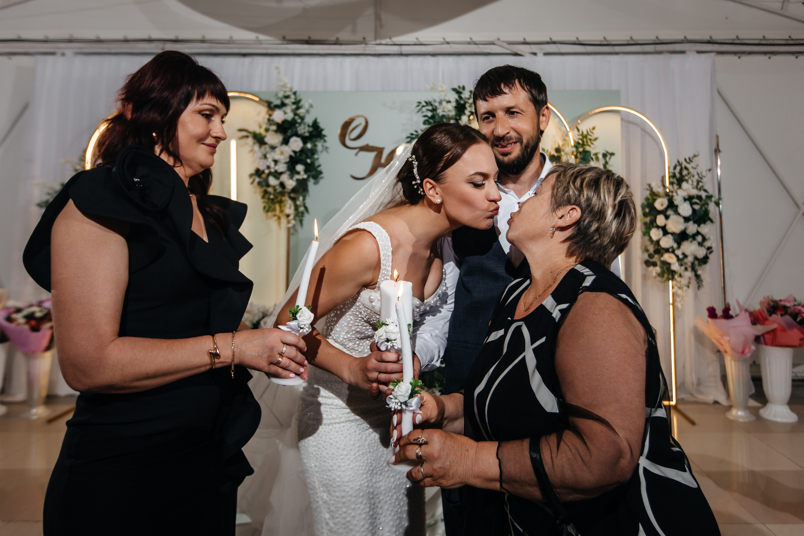 Анонс свадьбы Юлии и Сергея. Свадебный фотограф в Крыму и Севастополе Ольга Баскакова