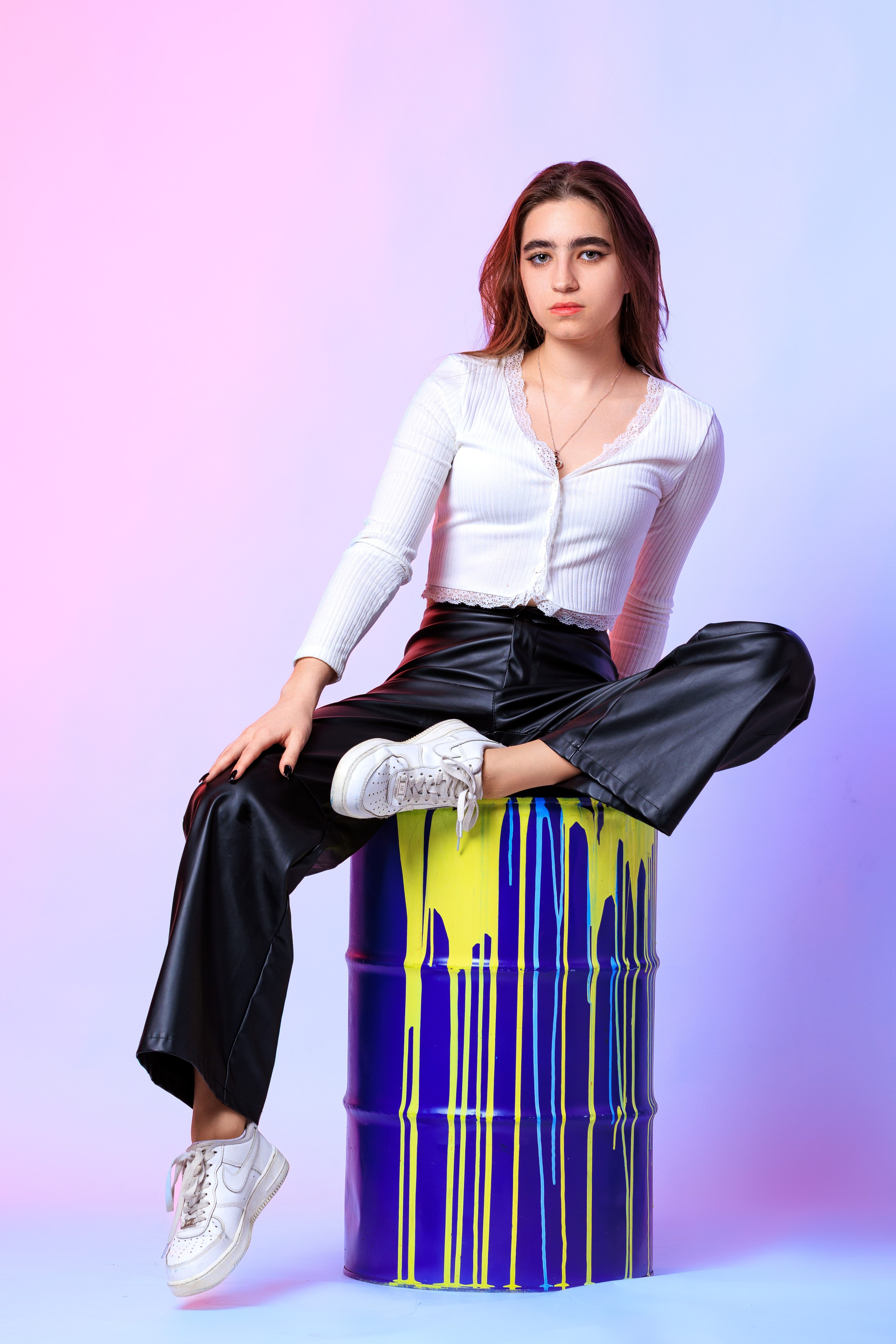 Смотреть фотки в фотостудии. Выпускные альбомы Геленджик, Новороссийск, Краснодар, Туапсе