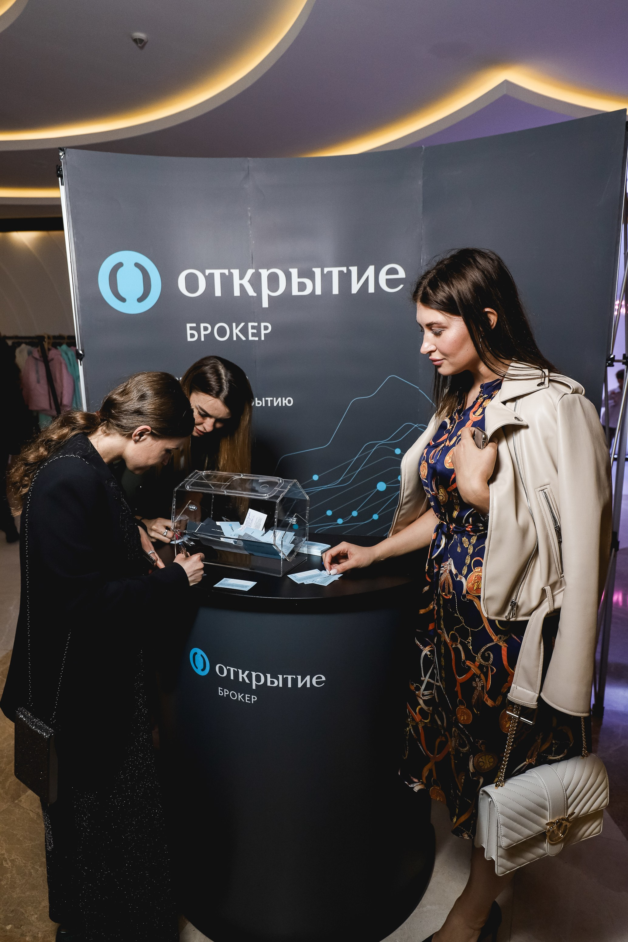 Неделя моды Сочи. Репортажный и fashion фотограф в Москве Сергей Бардин