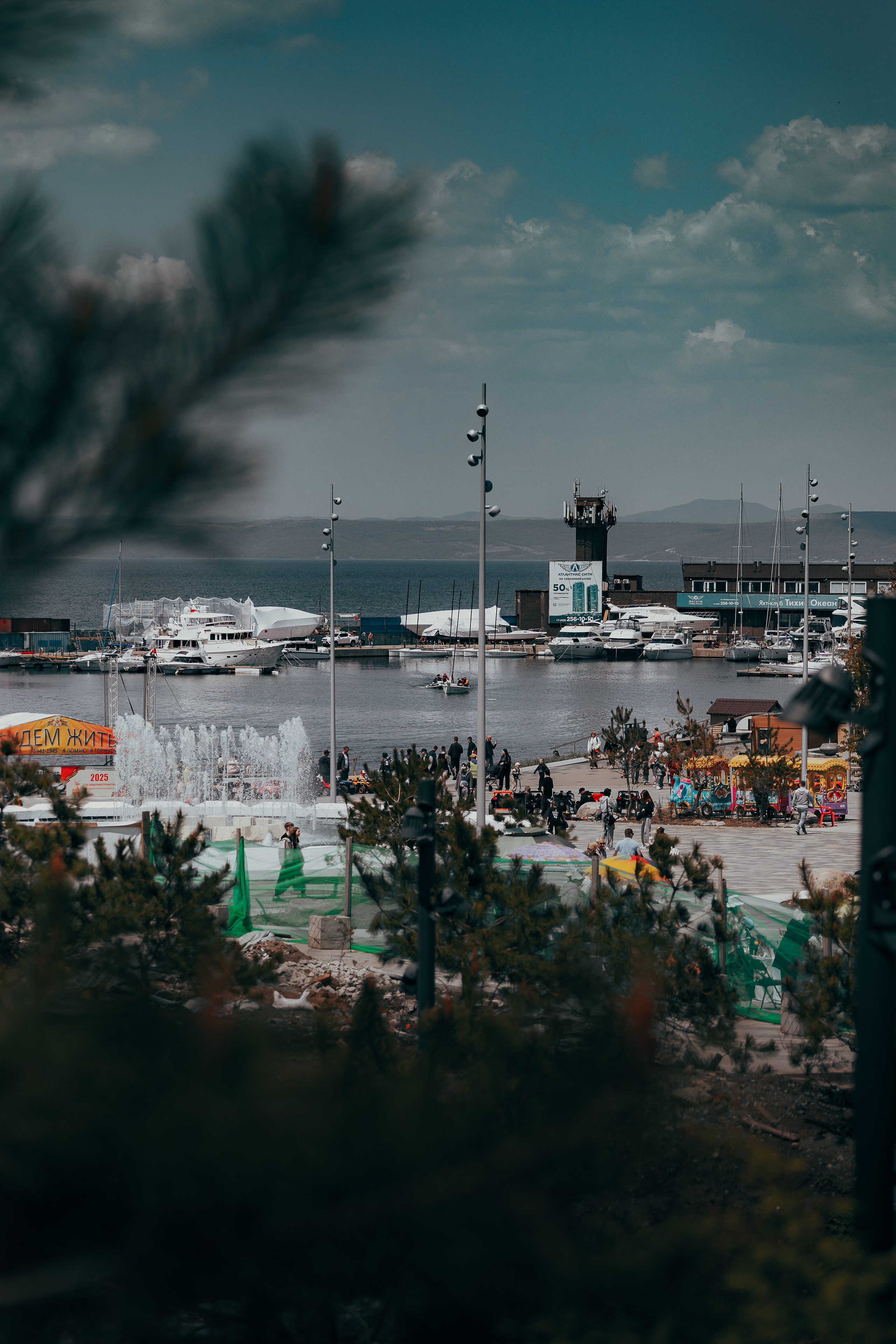 Стрит фотография Владивосток, Россия. Mood цвета, обработка, уроки, пресеты