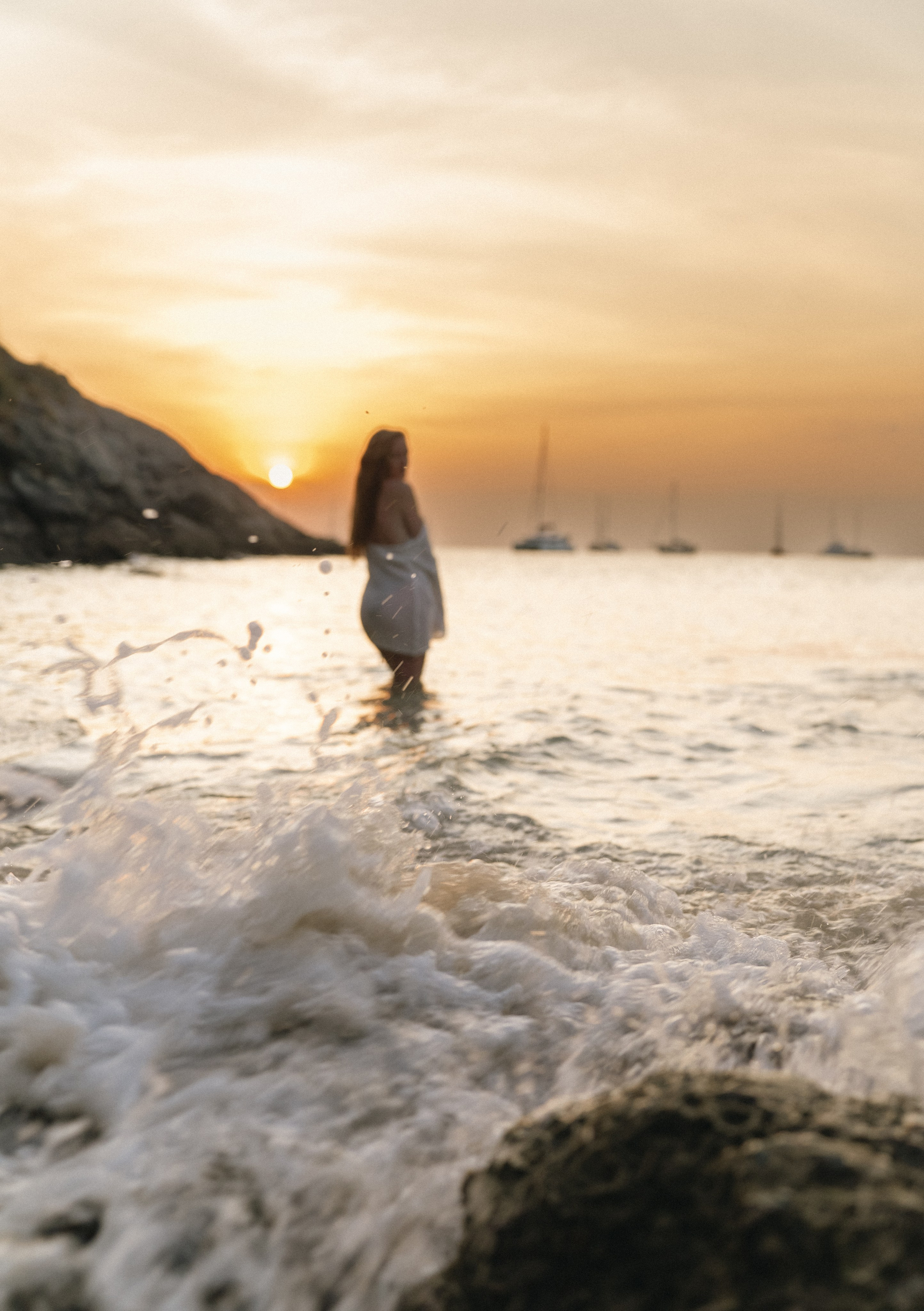 Фотосессия свидание на закате у моря. Фотограф из Екатеринбурга Алена Мусалимова