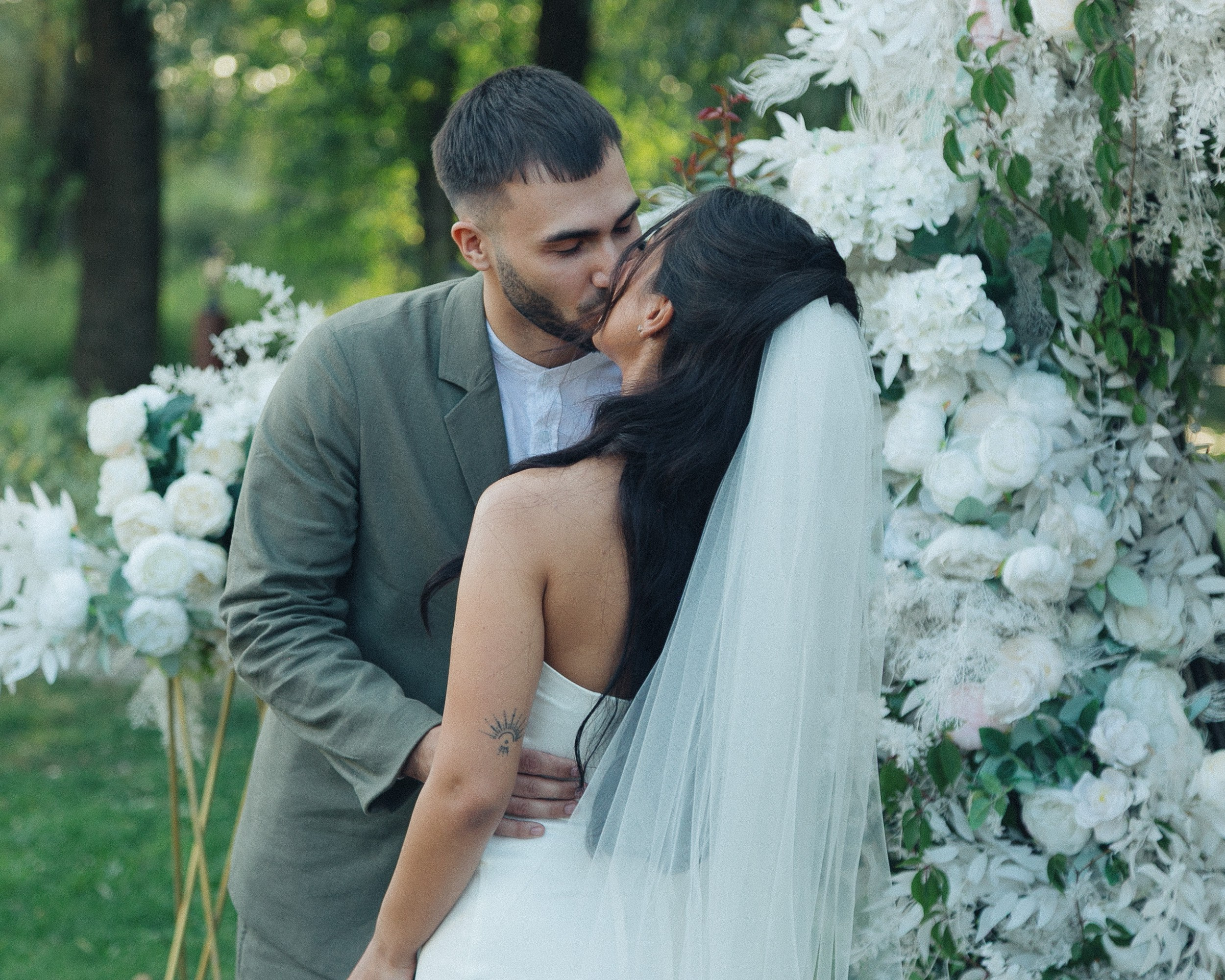 Аркадий и Динара. Свадебный фотограф Семен Матвин