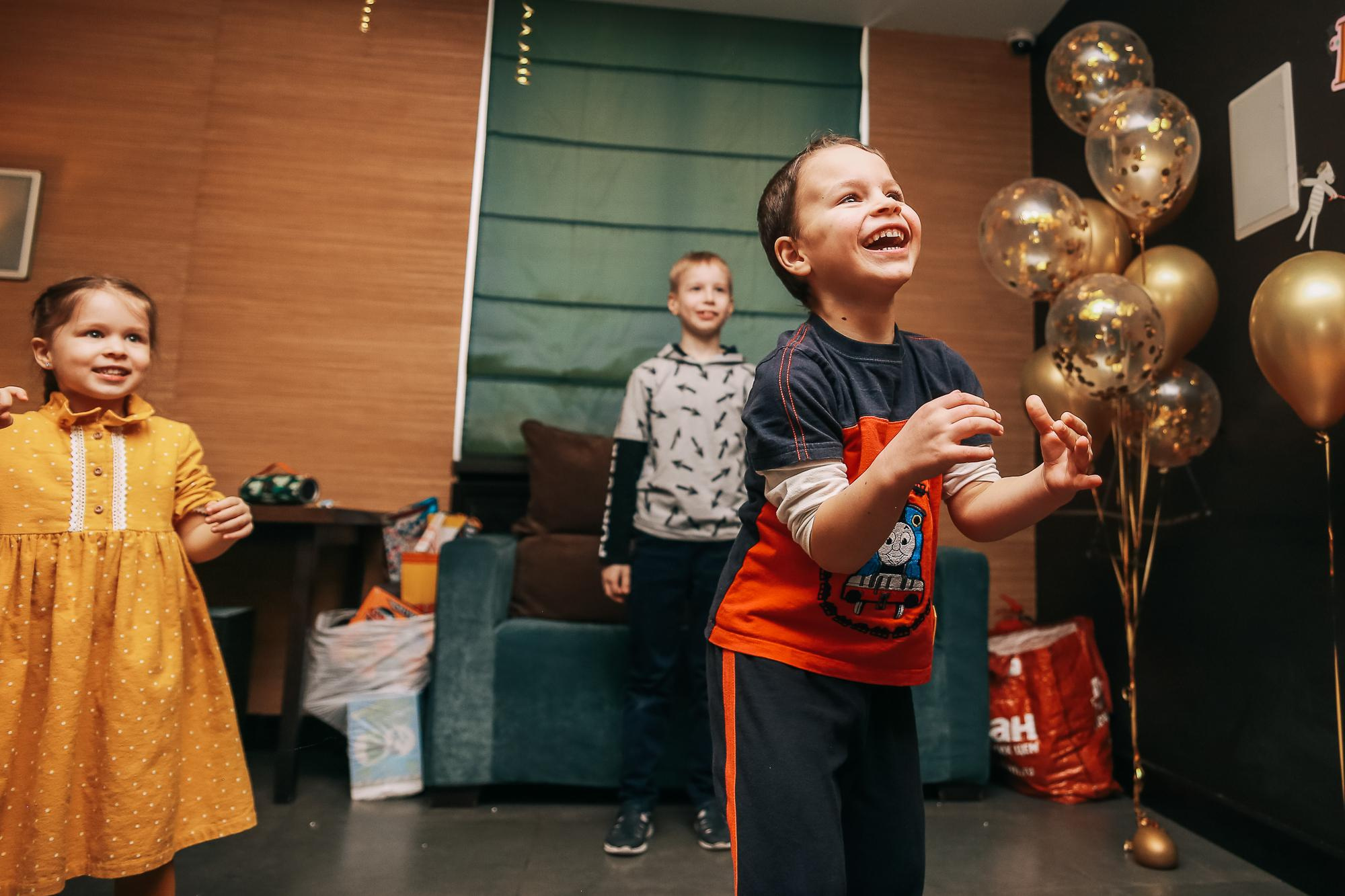 День Рождения Андрюши в кафе Якитория. Антонина Морозова, профессиональный семейный фотограф видеограф