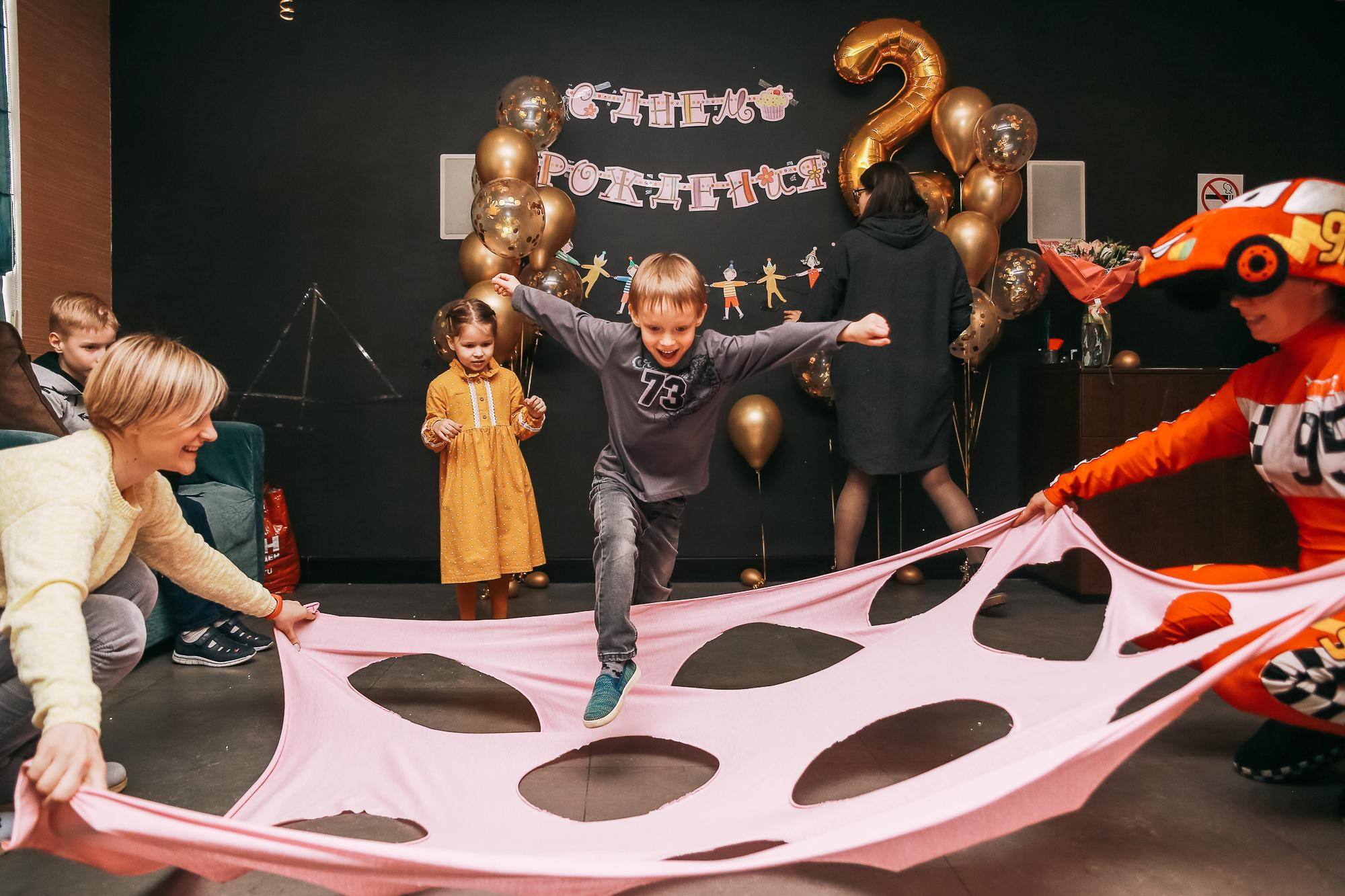 День Рождения Андрюши в кафе Якитория. Антонина Морозова, профессиональный семейный фотограф видеограф