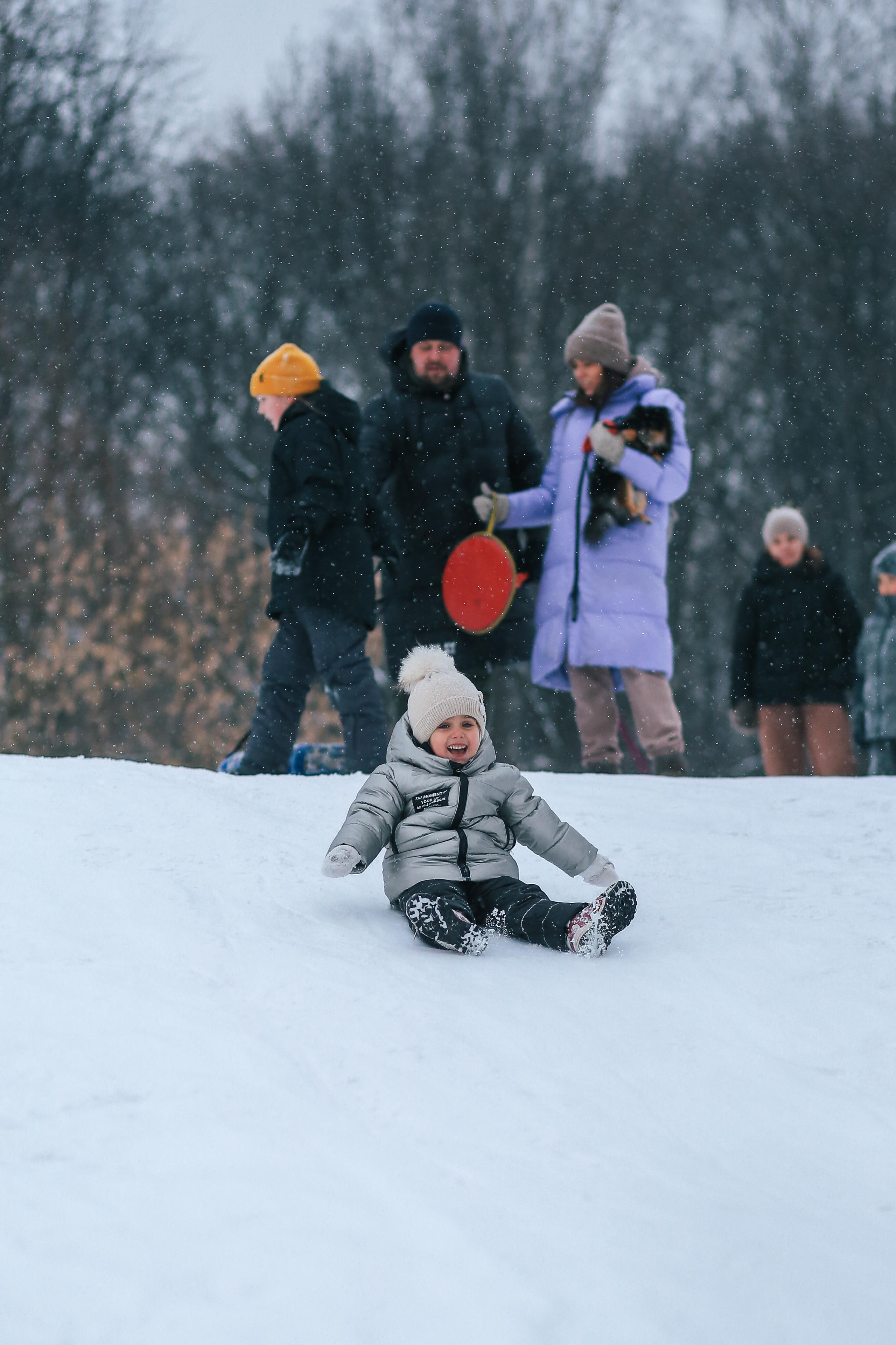 Марфа и Маруся в парке Лосиный остров. Антонина Морозова, профессиональный семейный фотограф видеограф