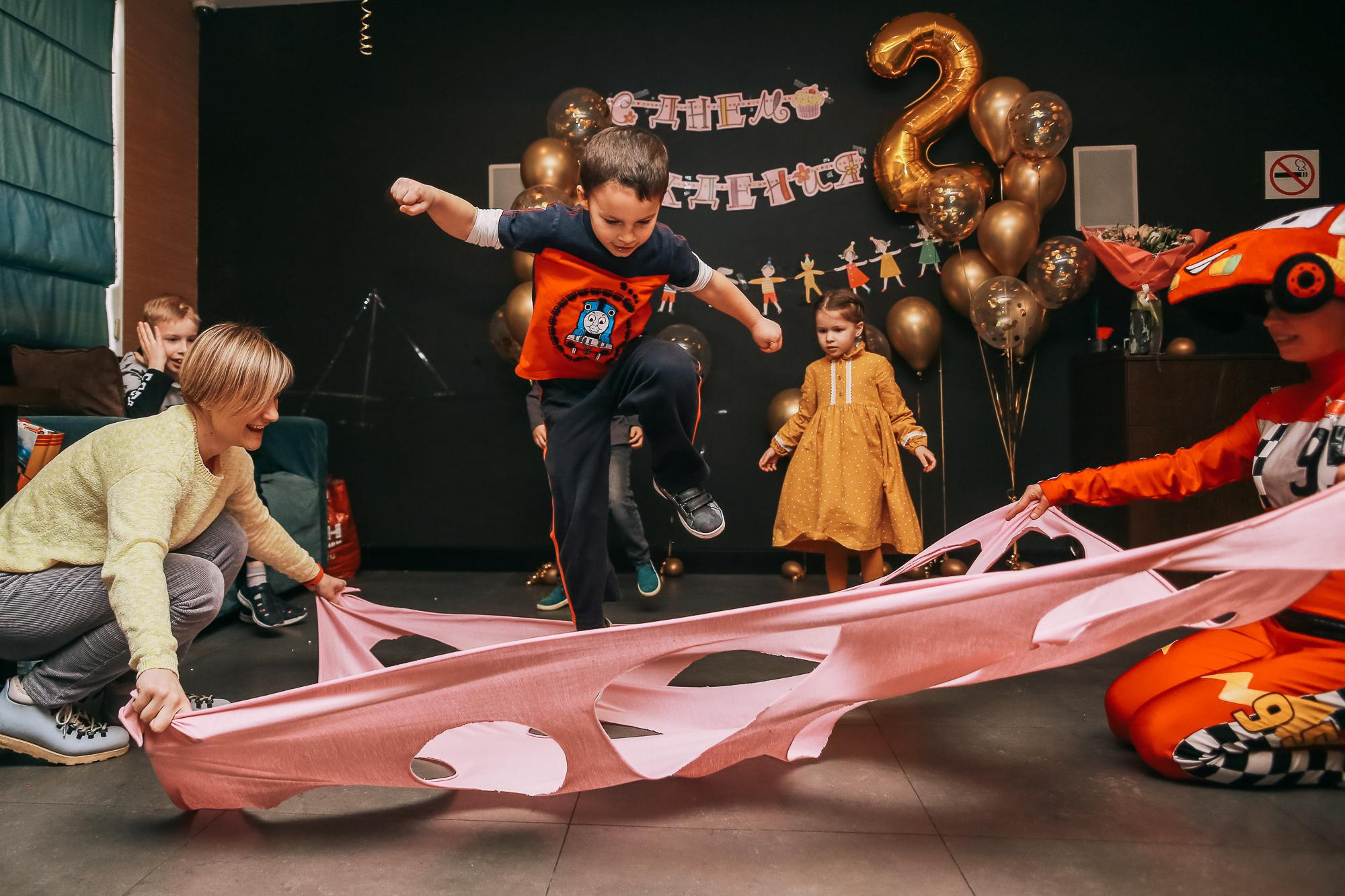 День Рождения Андрюши в кафе Якитория. Антонина Морозова, профессиональный семейный фотограф видеограф