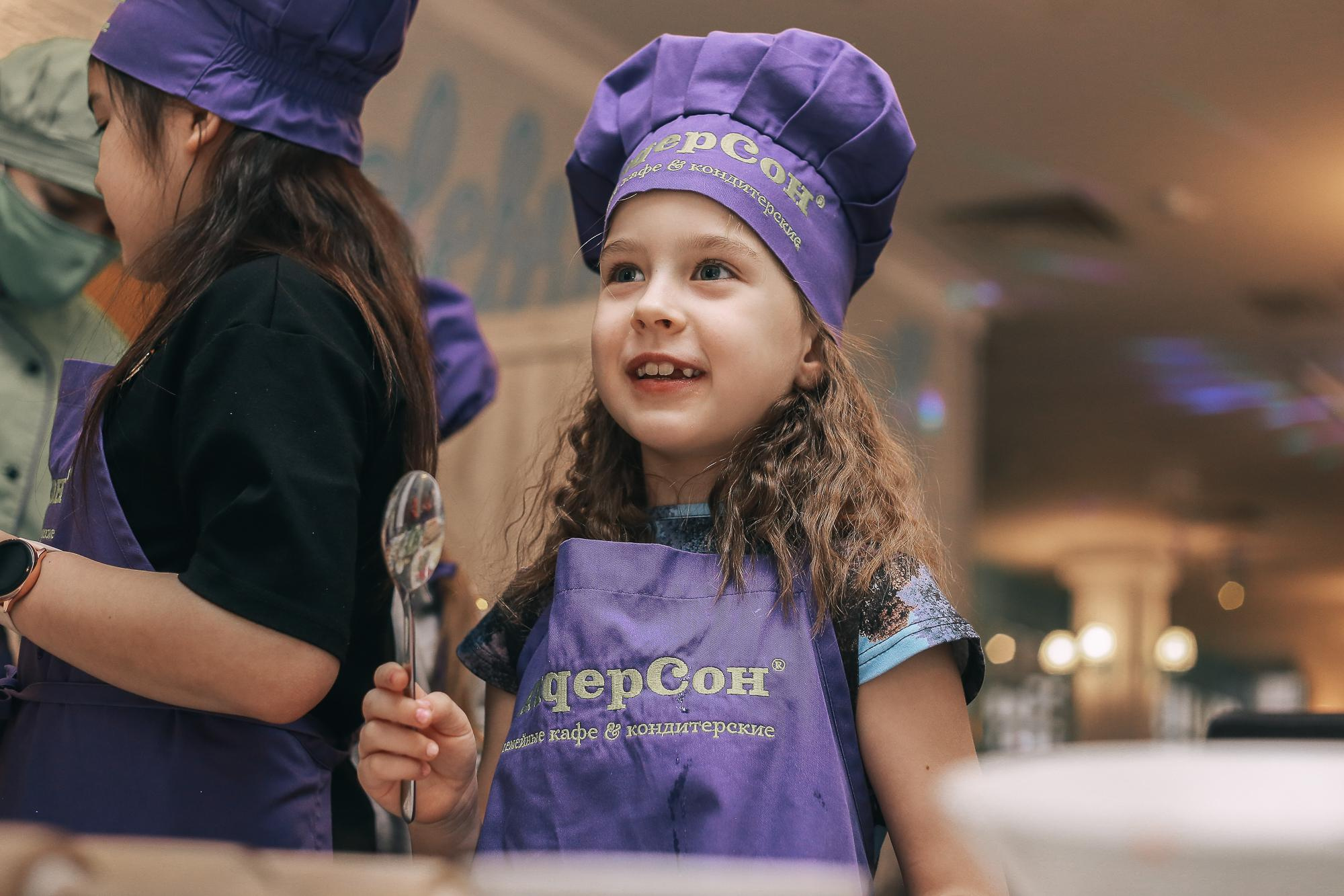 День Рождения Маруси в кафе Андерсон. Антонина Морозова, профессиональный семейный фотограф видеограф