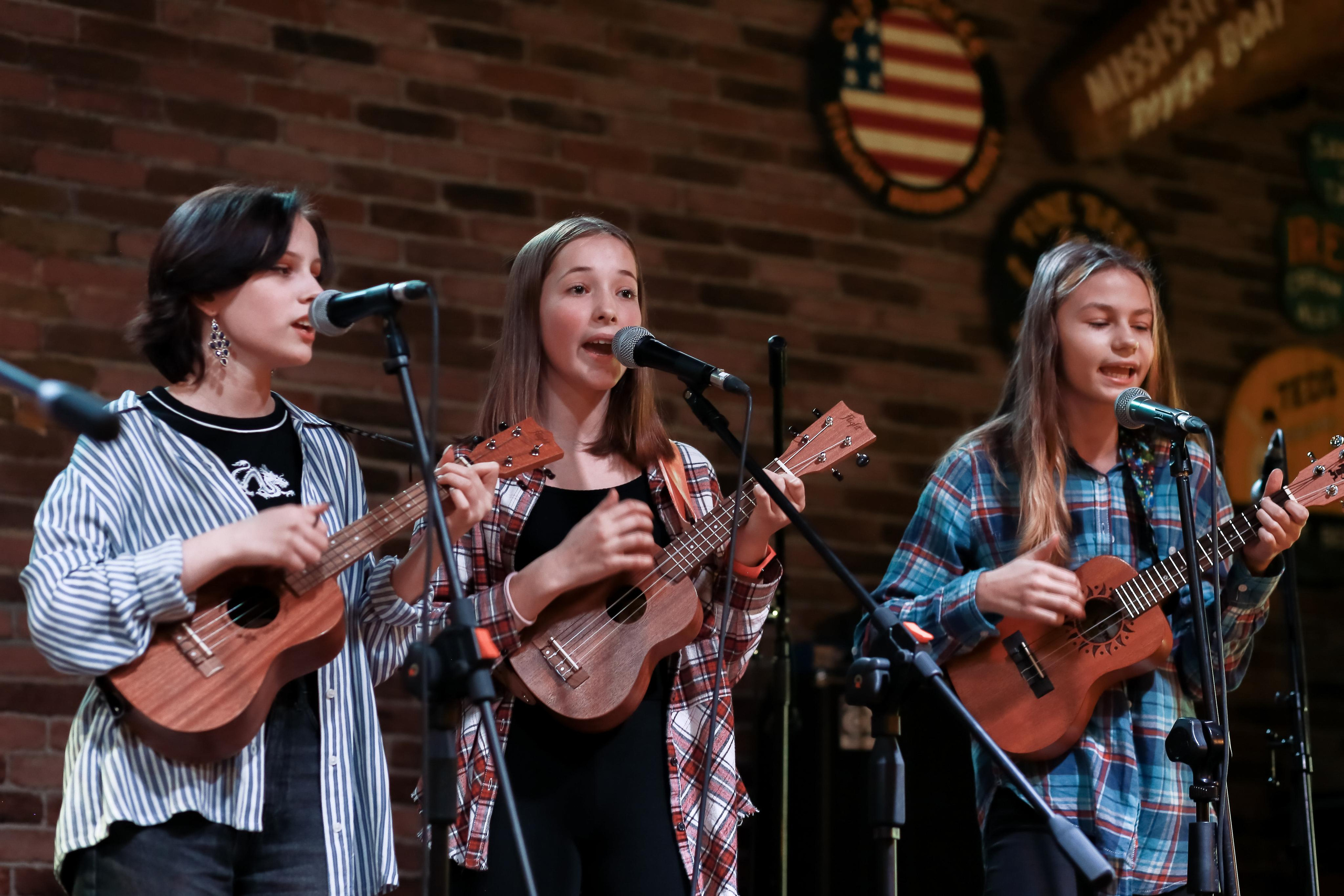 АРТ-РОК Фестиваль. Клуб АР-ТЭ. Антонина Морозова, профессиональный семейный фотограф видеограф