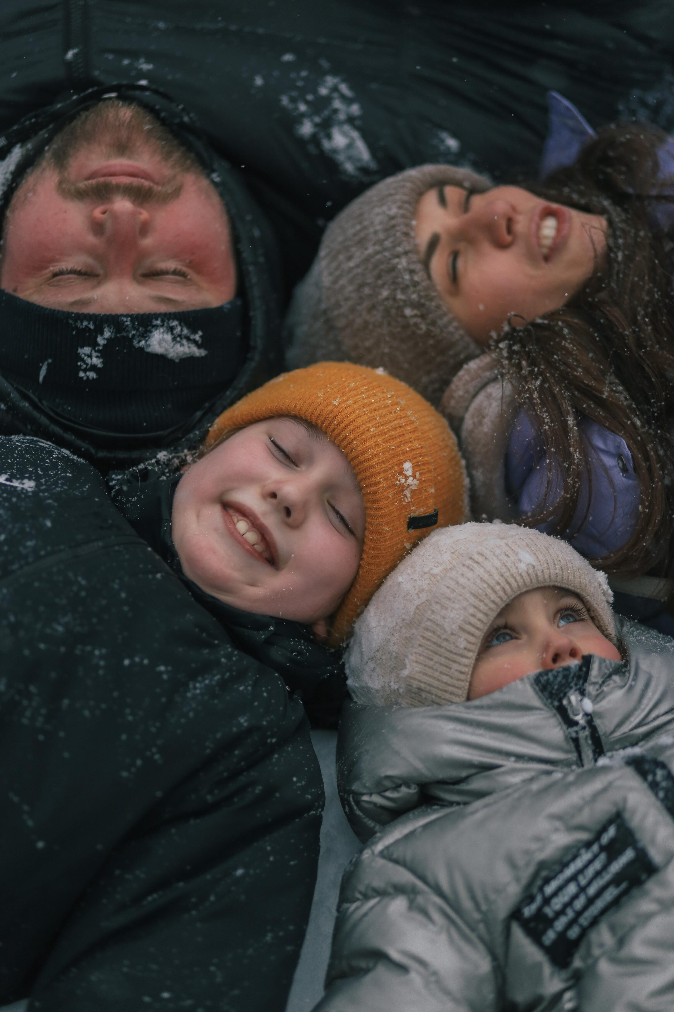 Марфа и Маруся в парке Лосиный остров. Антонина Морозова, профессиональный семейный фотограф видеограф