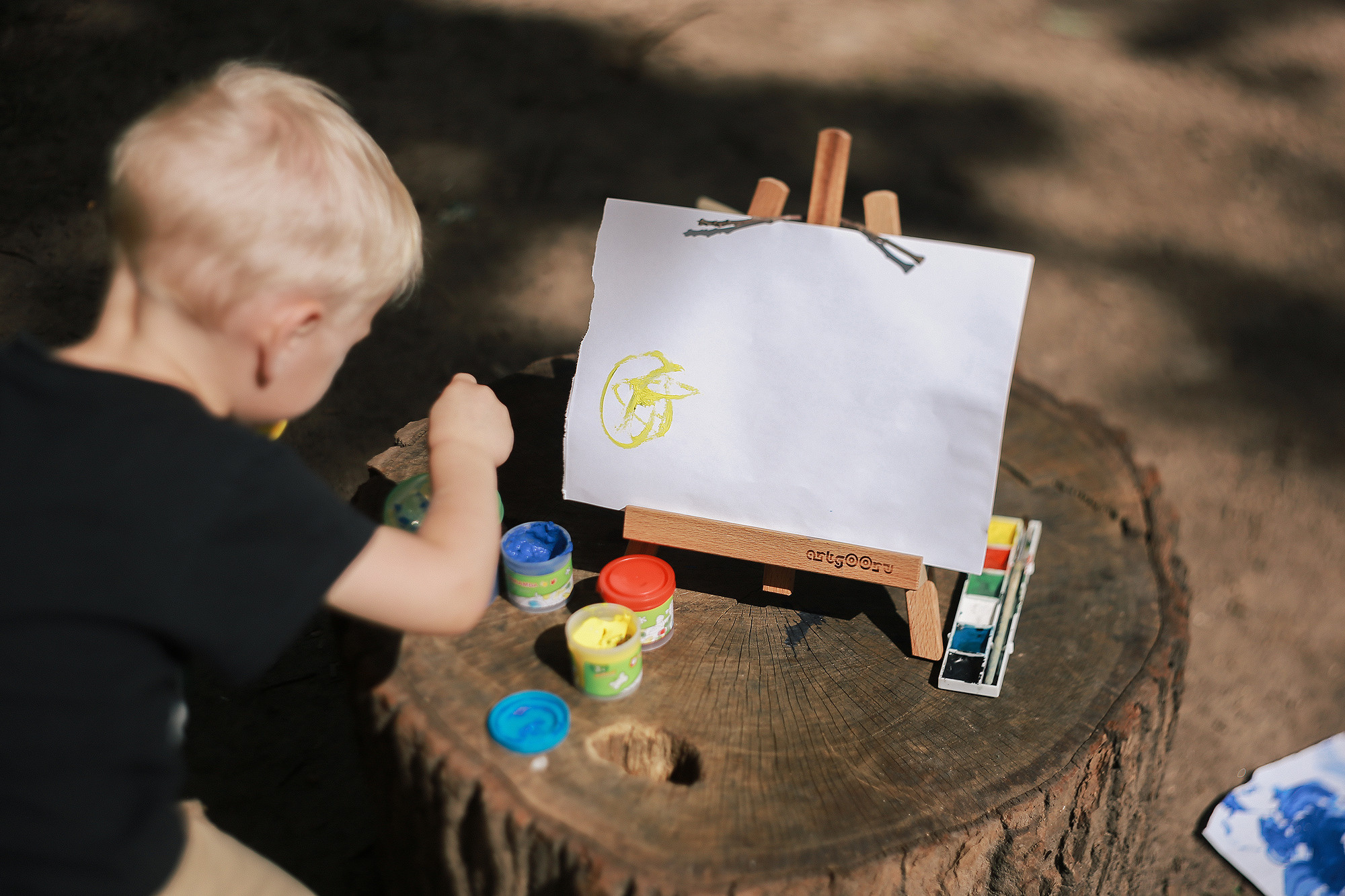 Женя и Костя в Ботаническом саду. Антонина Морозова, профессиональный семейный фотограф видеограф