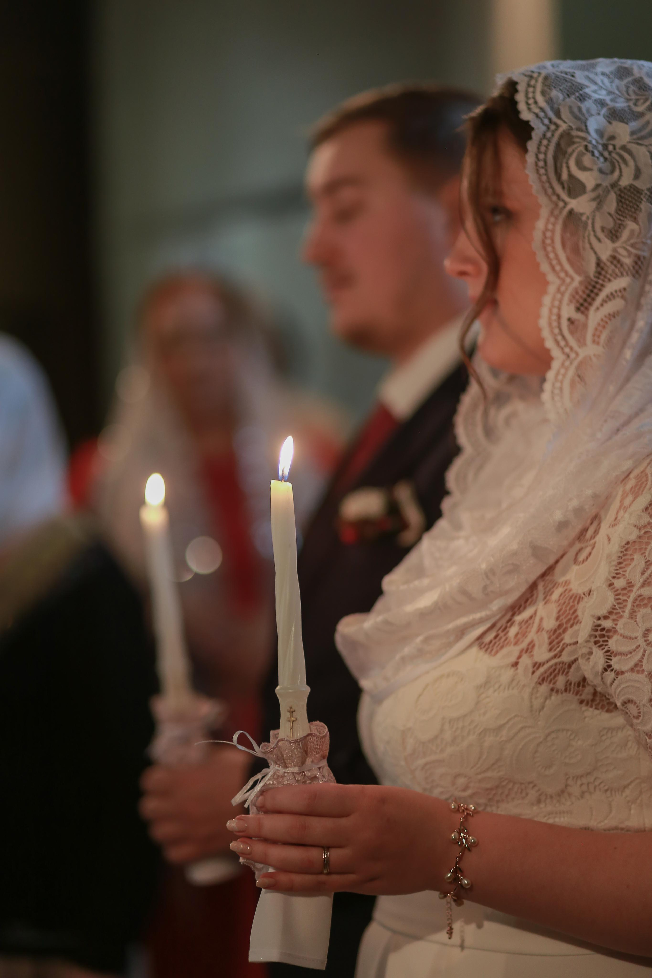 Венчание Алексея и Валерии в Никольском храме. Антонина Морозова, профессиональный семейный фотограф видеограф